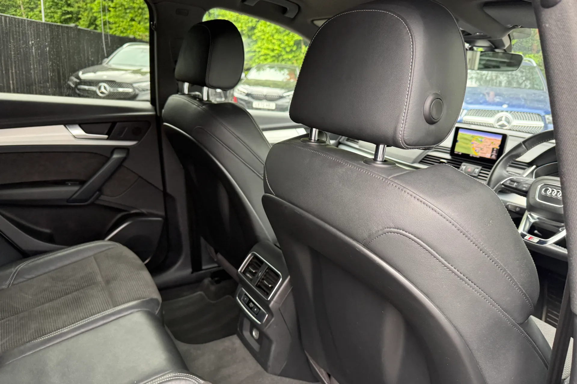 Audi Q5 thumbnail image number 31
