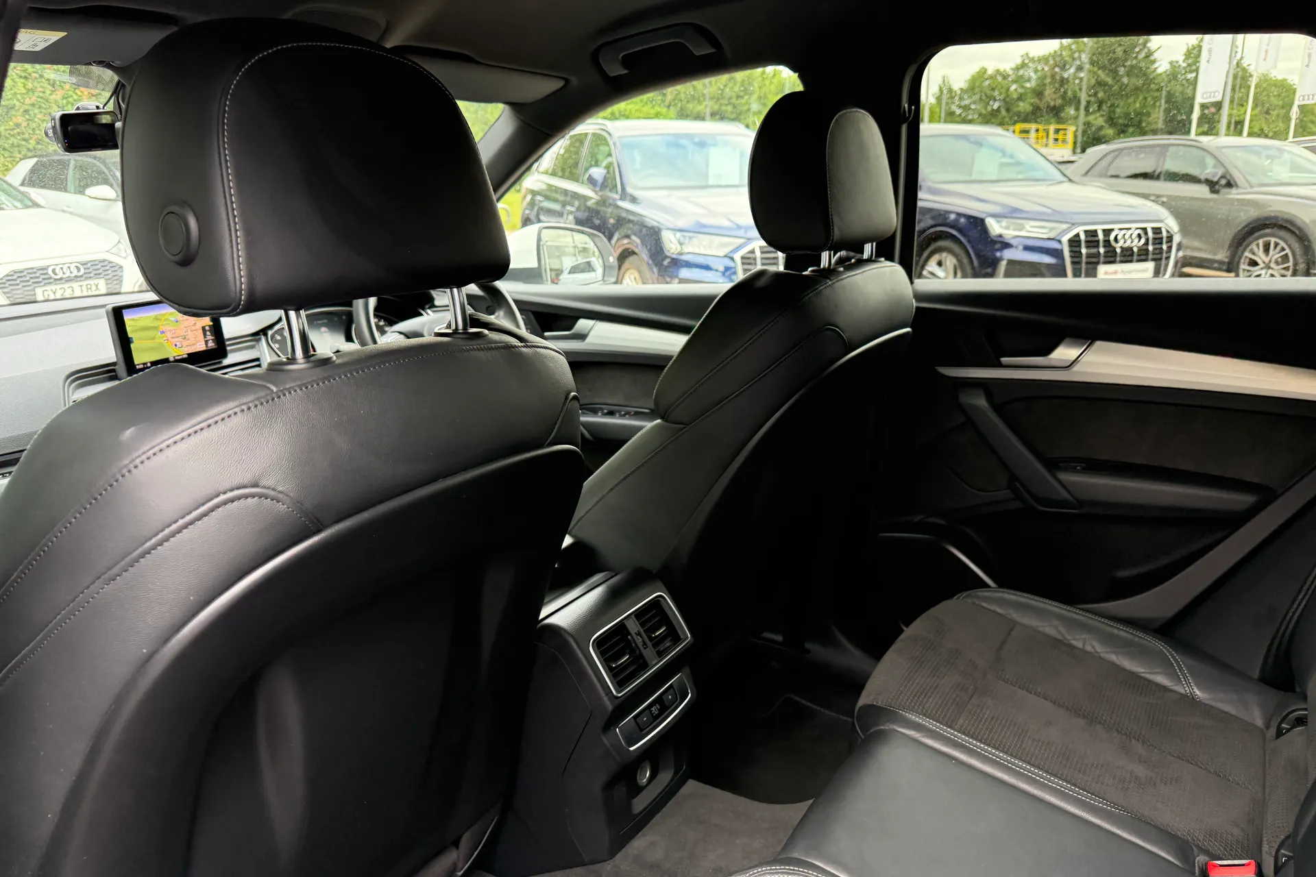 Audi Q5 thumbnail image number 44