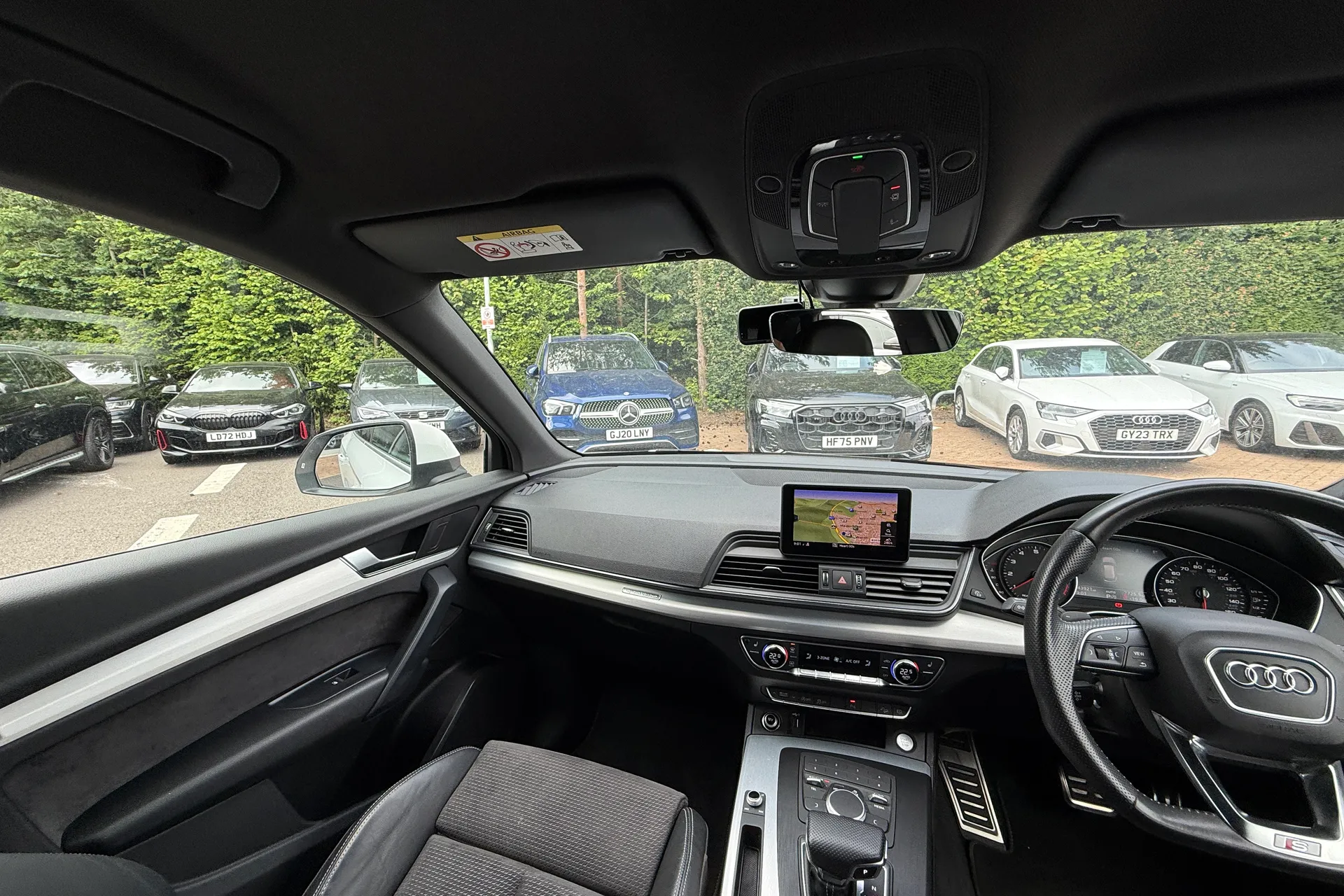 Audi Q5 thumbnail image number 32