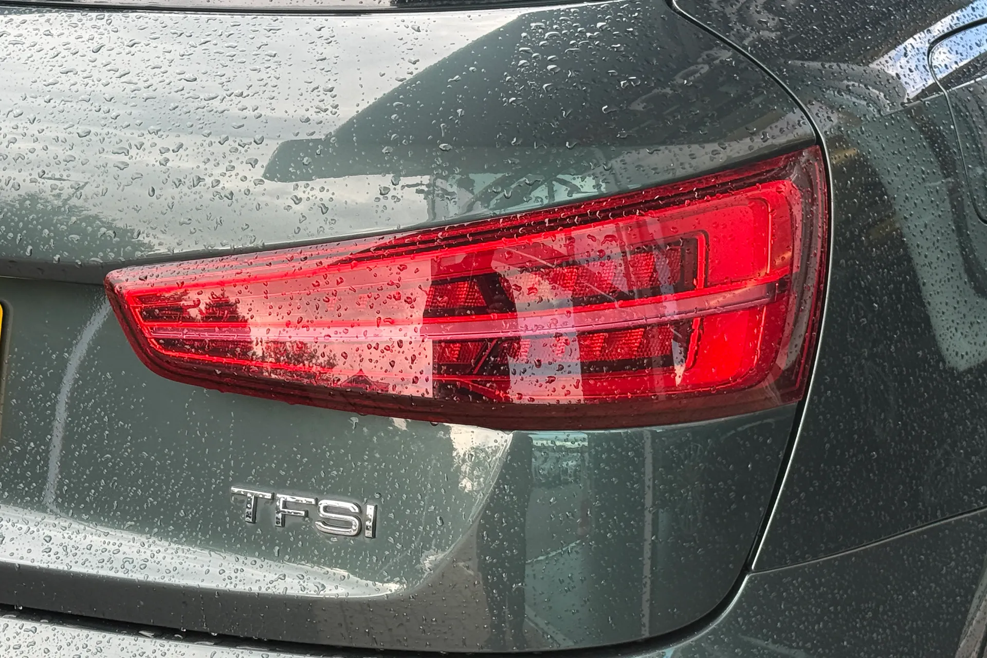 Audi Q3 thumbnail image number 44