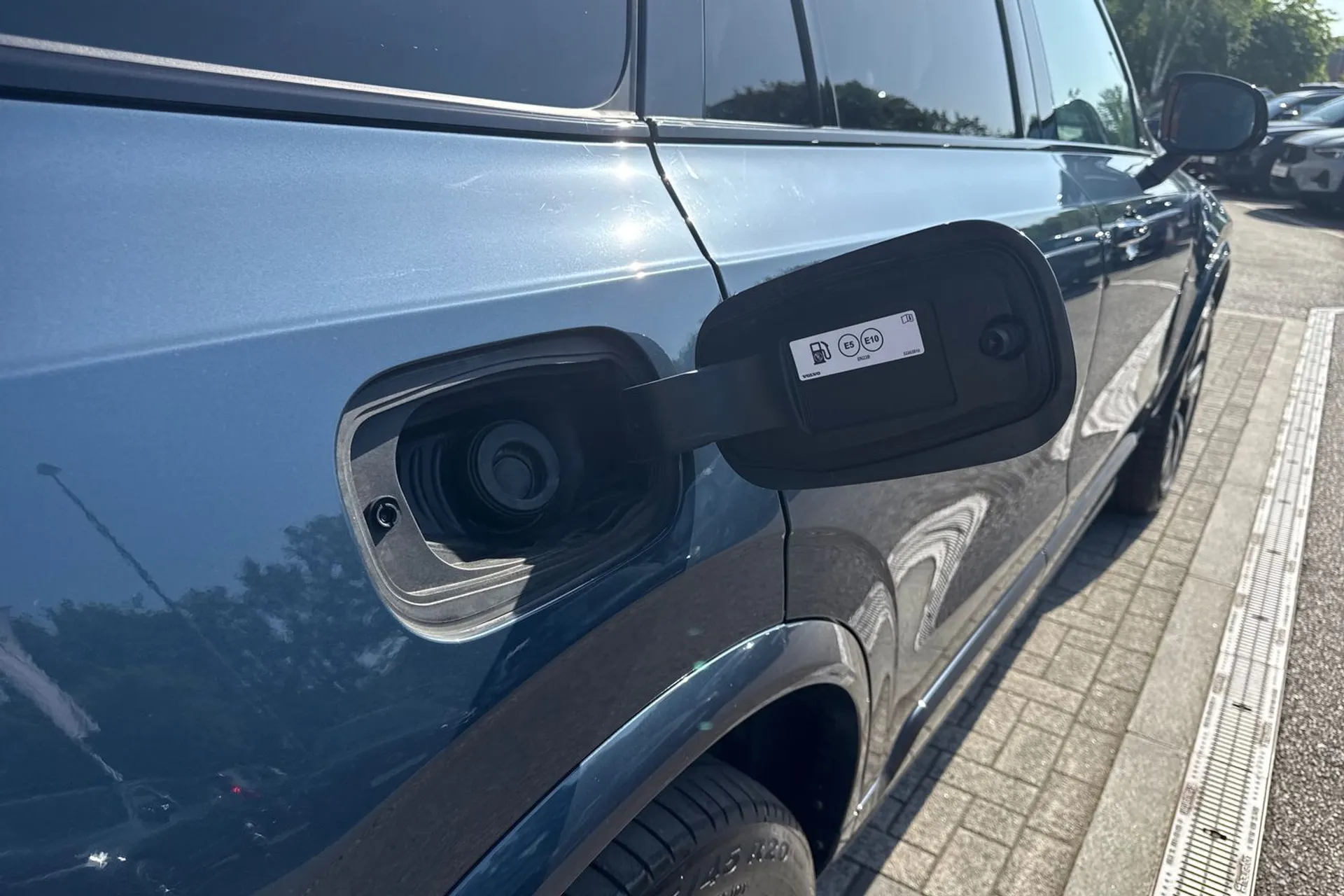 Volvo XC90 thumbnail image number 20