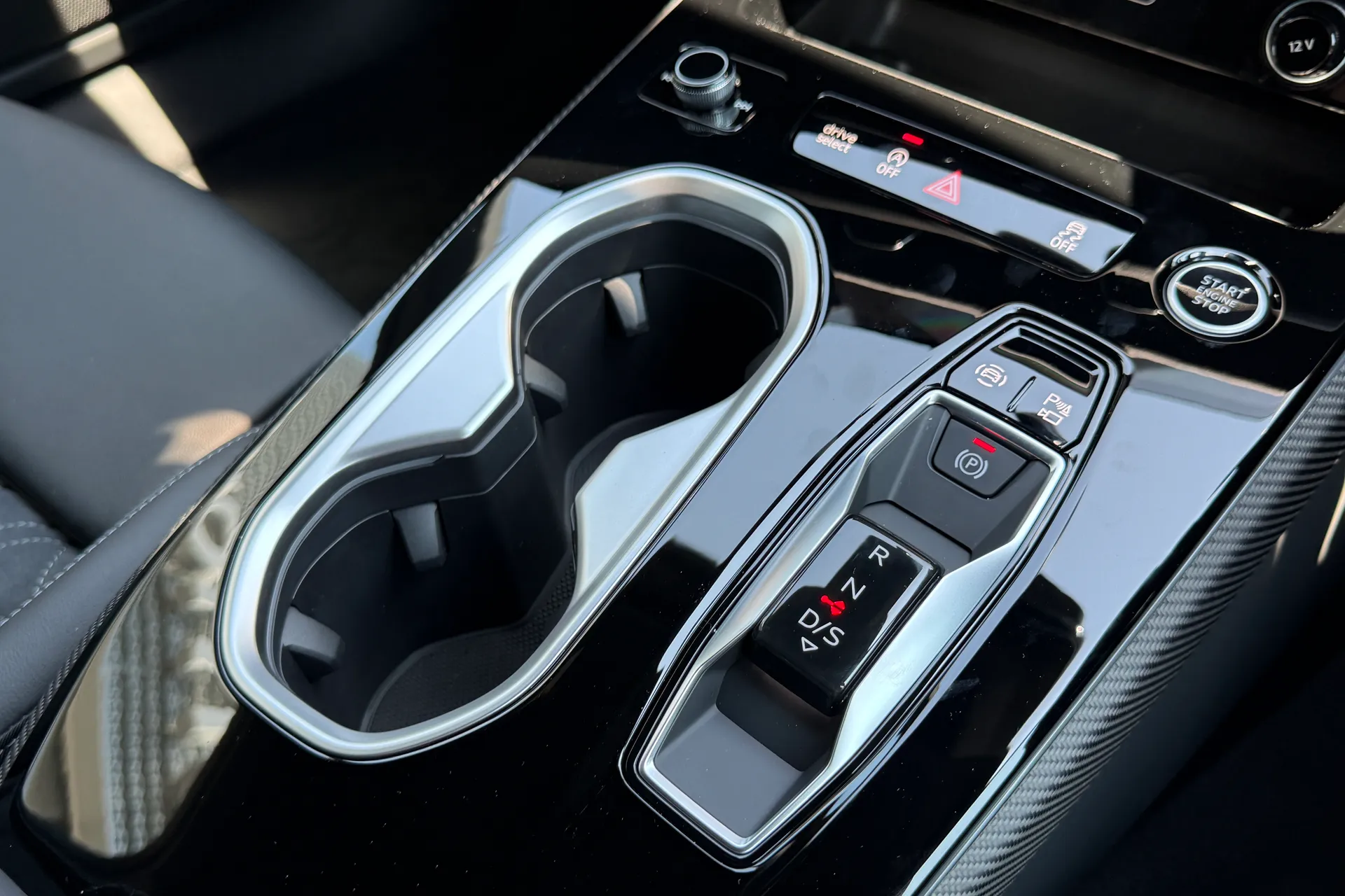 Audi A6 Avant thumbnail image number 35