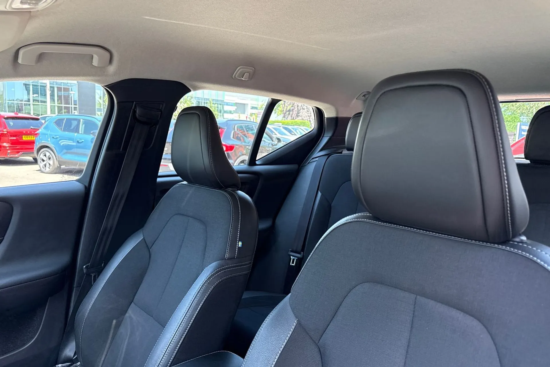 Volvo XC40 thumbnail image number 29