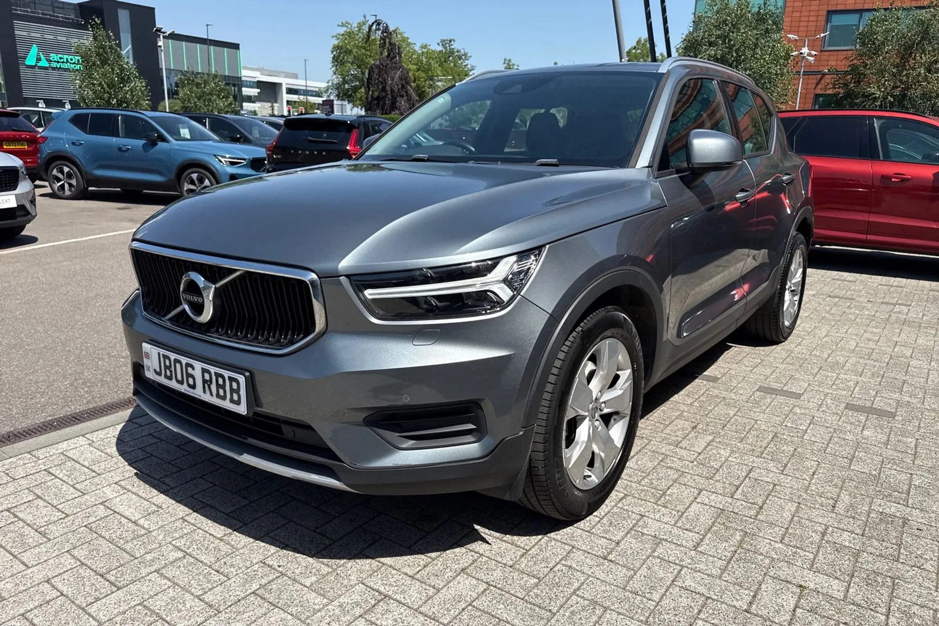 Volvo XC40 thumbnail image number 12