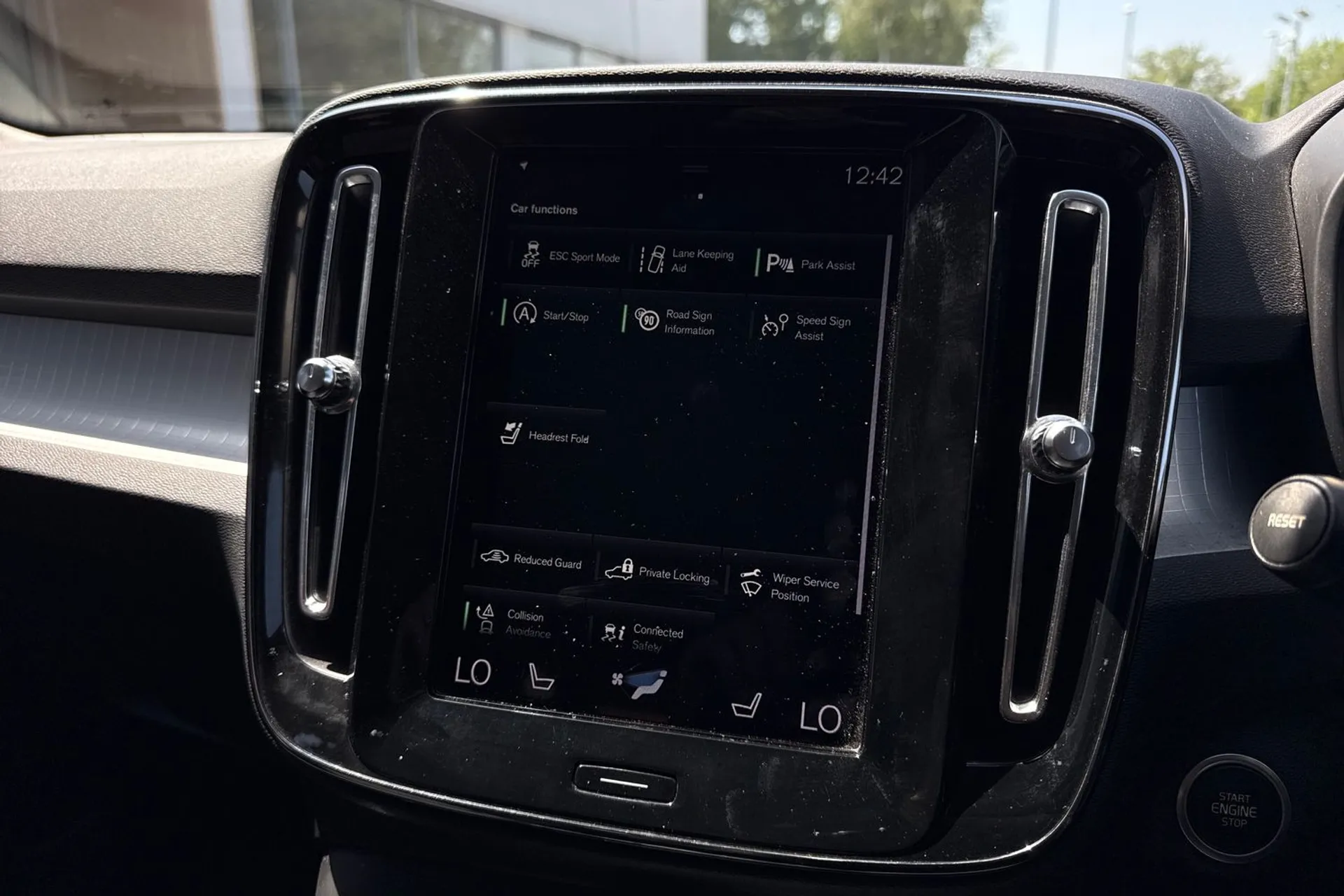 Volvo XC40 thumbnail image number 41