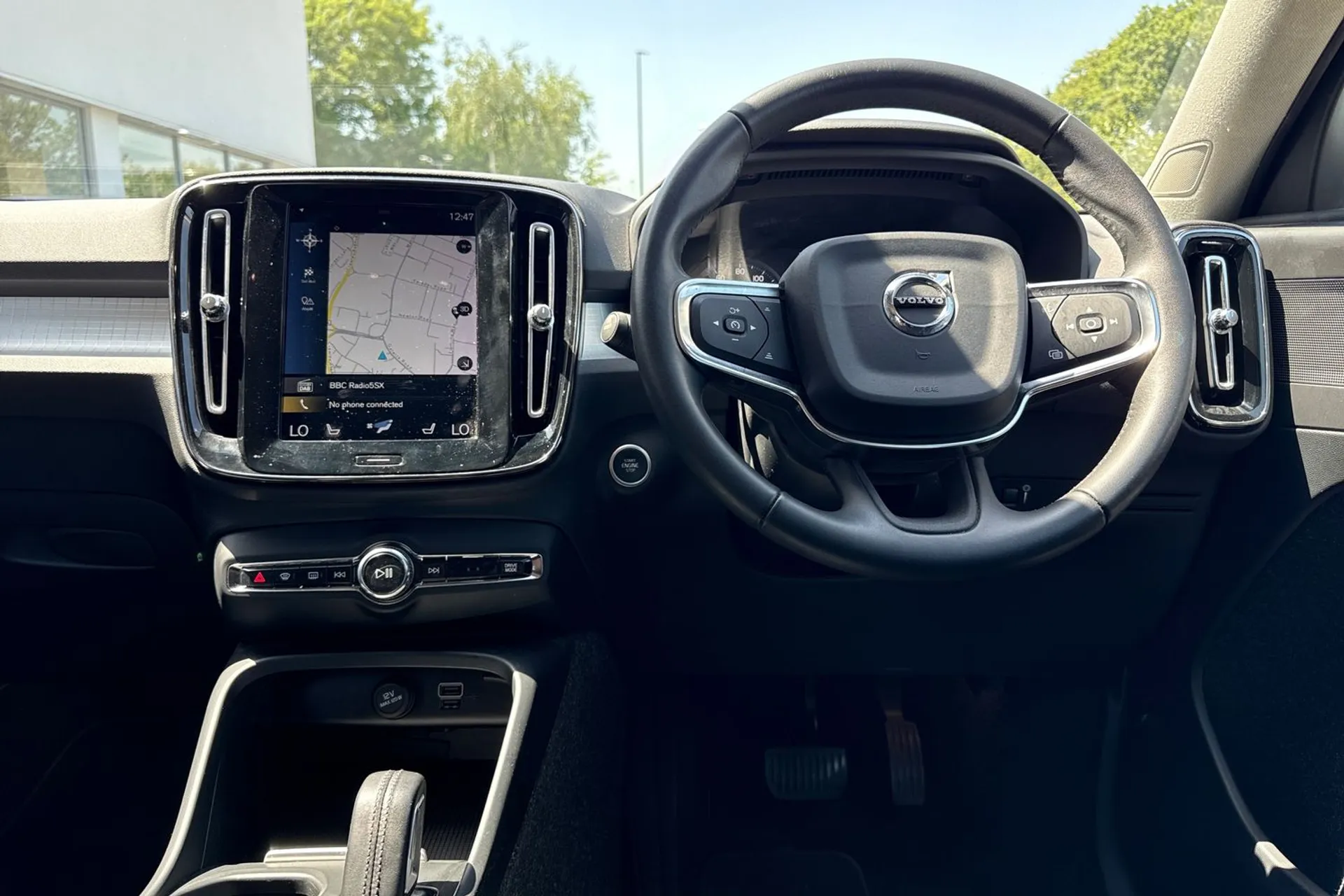 Volvo XC40 thumbnail image number 34