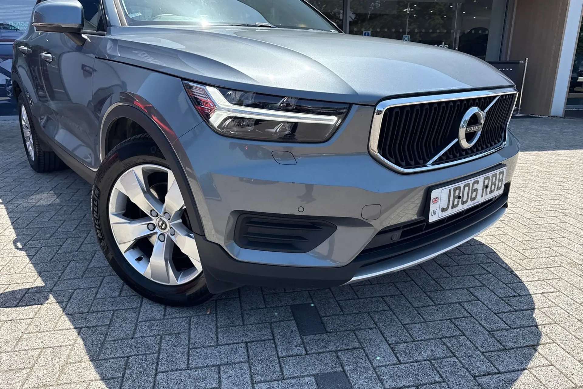 Volvo XC40 thumbnail image number 7