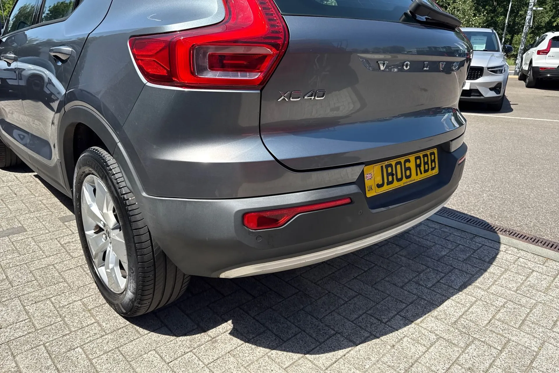 Volvo XC40 thumbnail image number 18