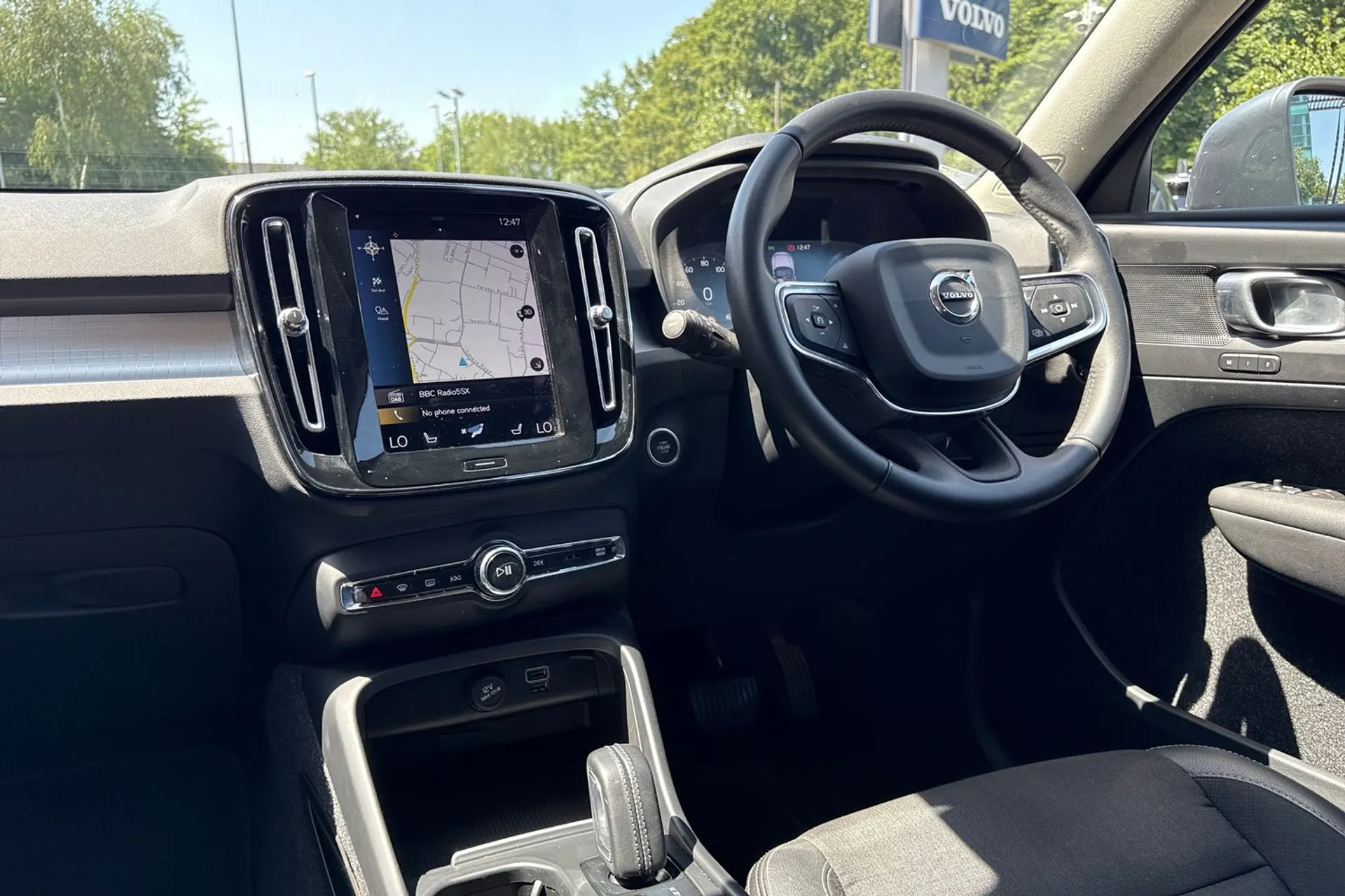 Volvo XC40 thumbnail image number 35