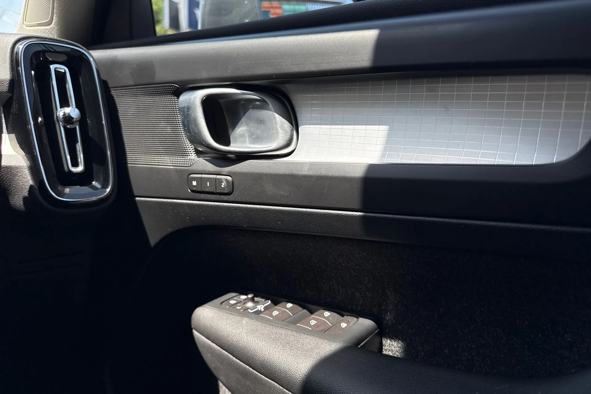 Volvo XC40 thumbnail image number 42