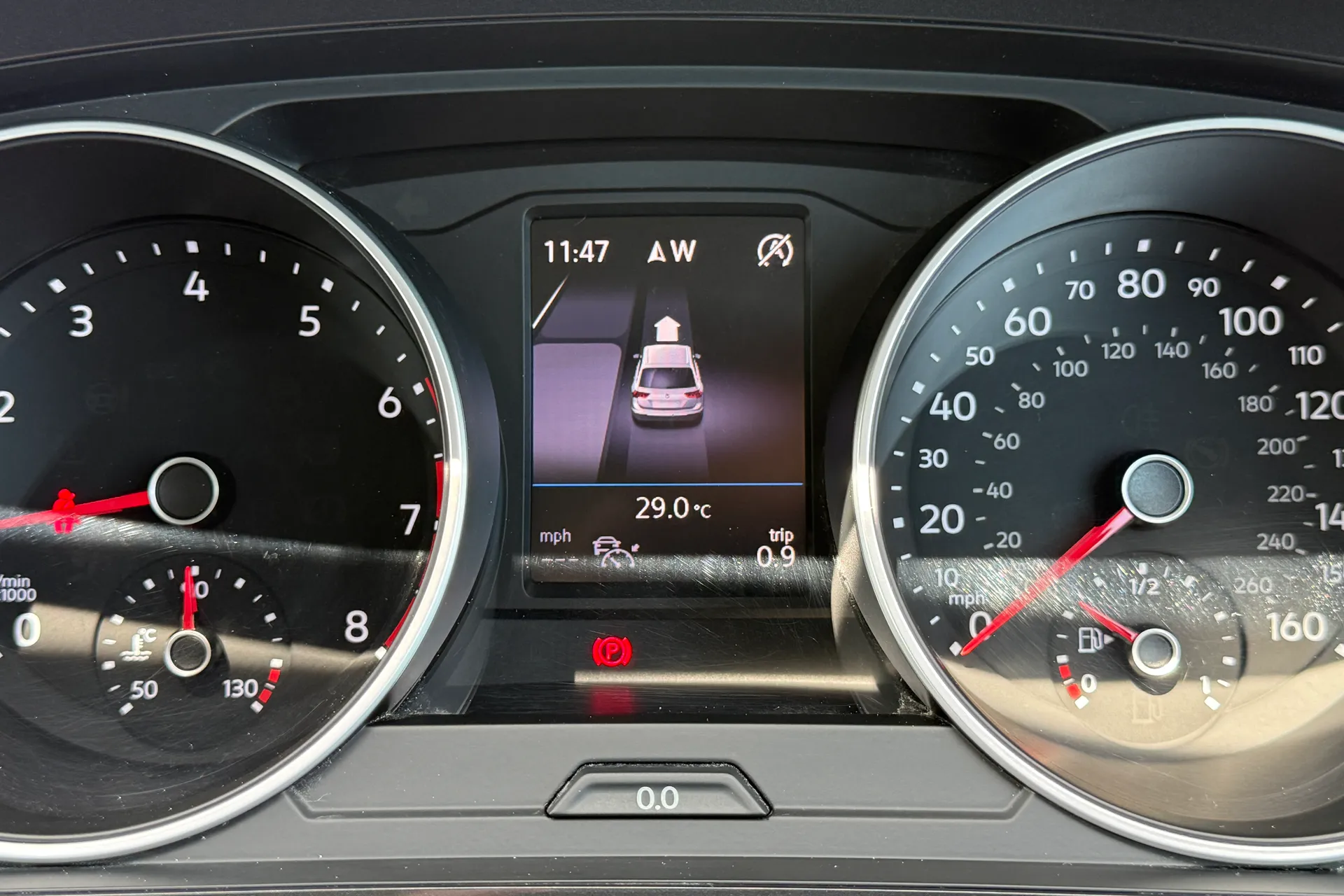 VOLKSWAGEN TIGUAN thumbnail image number 11