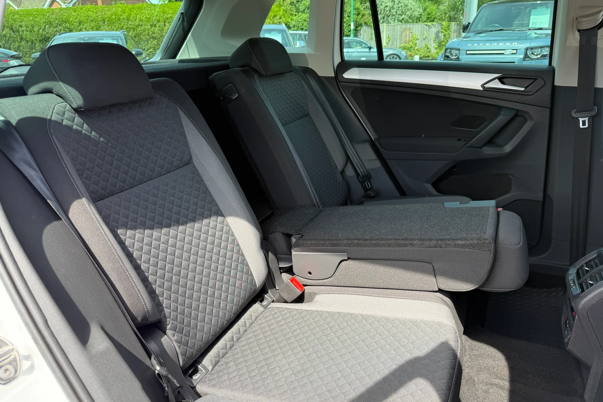 VOLKSWAGEN TIGUAN thumbnail image number 41