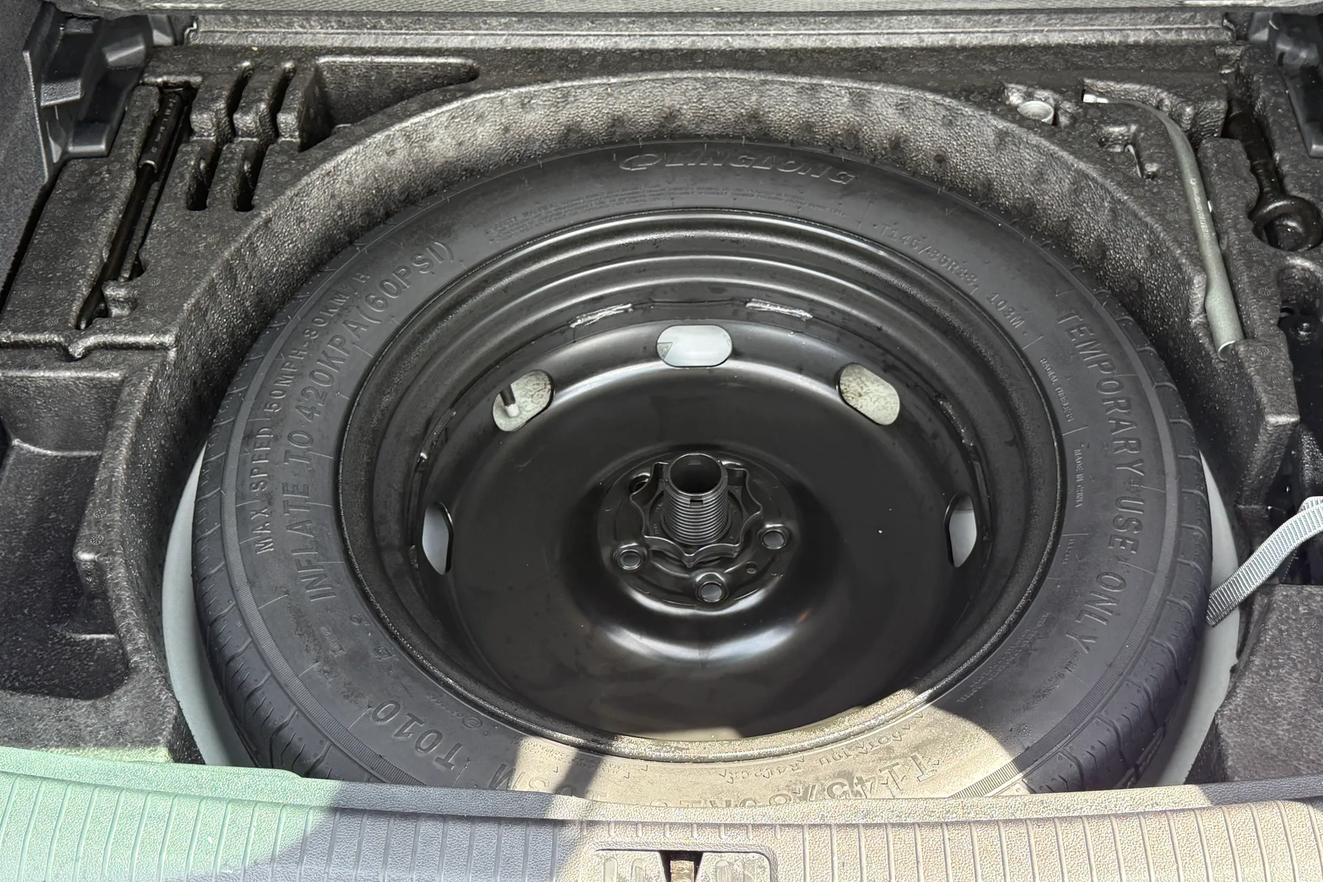 VOLKSWAGEN TIGUAN thumbnail image number 8