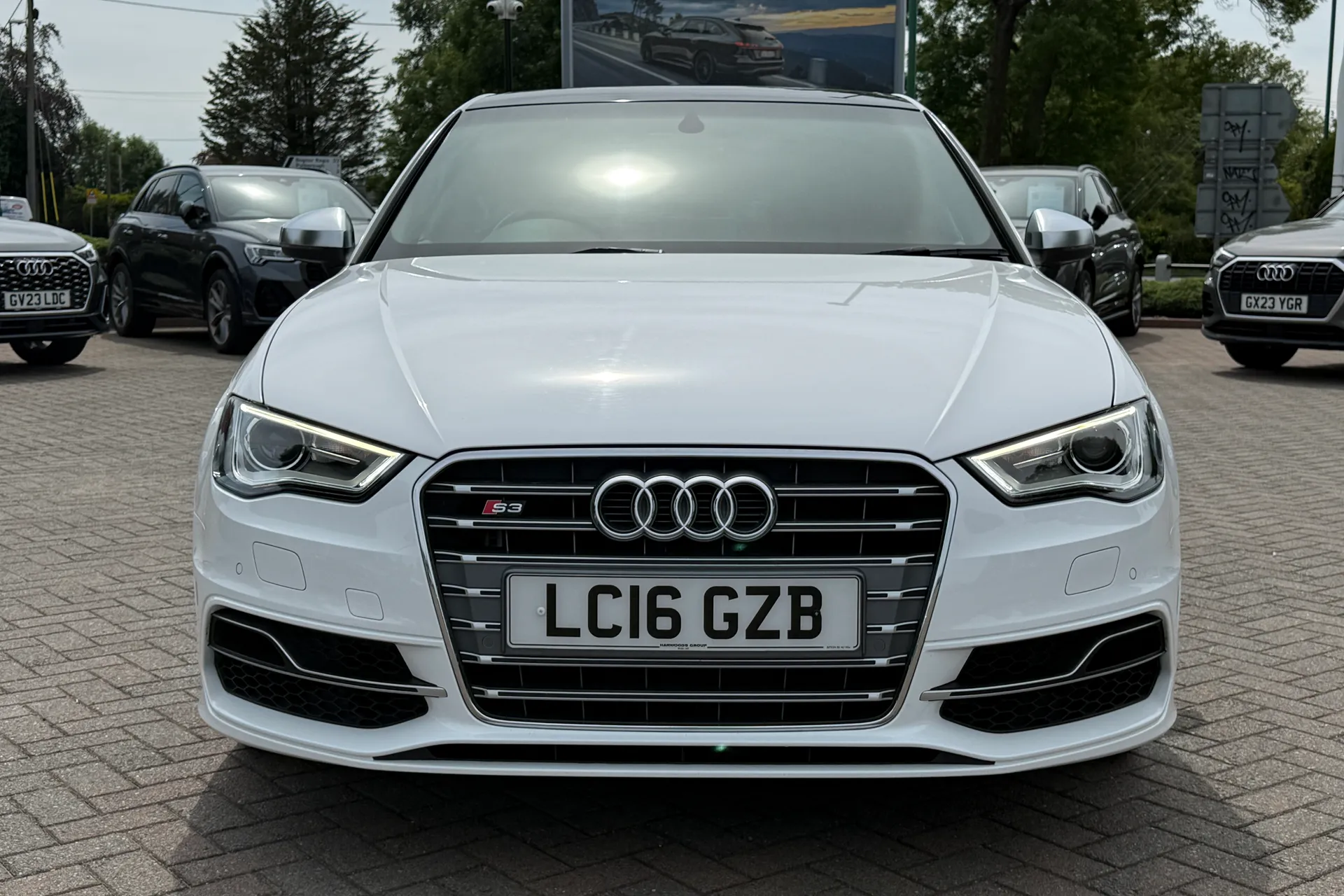 Audi A3 thumbnail image number 25