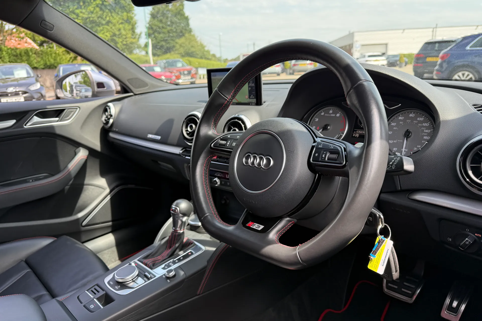 Audi A3 thumbnail image number 28