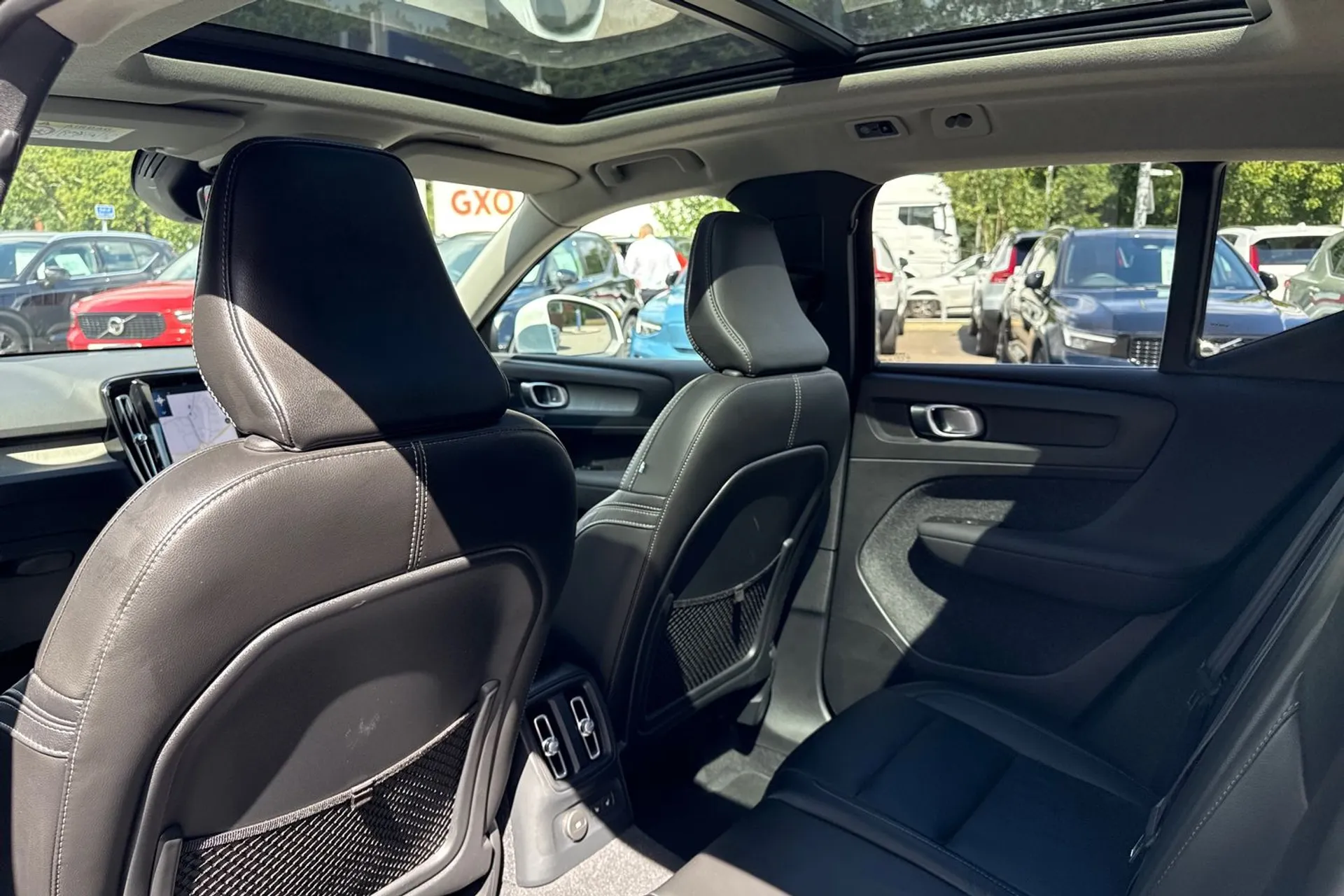 Volvo XC40 thumbnail image number 31