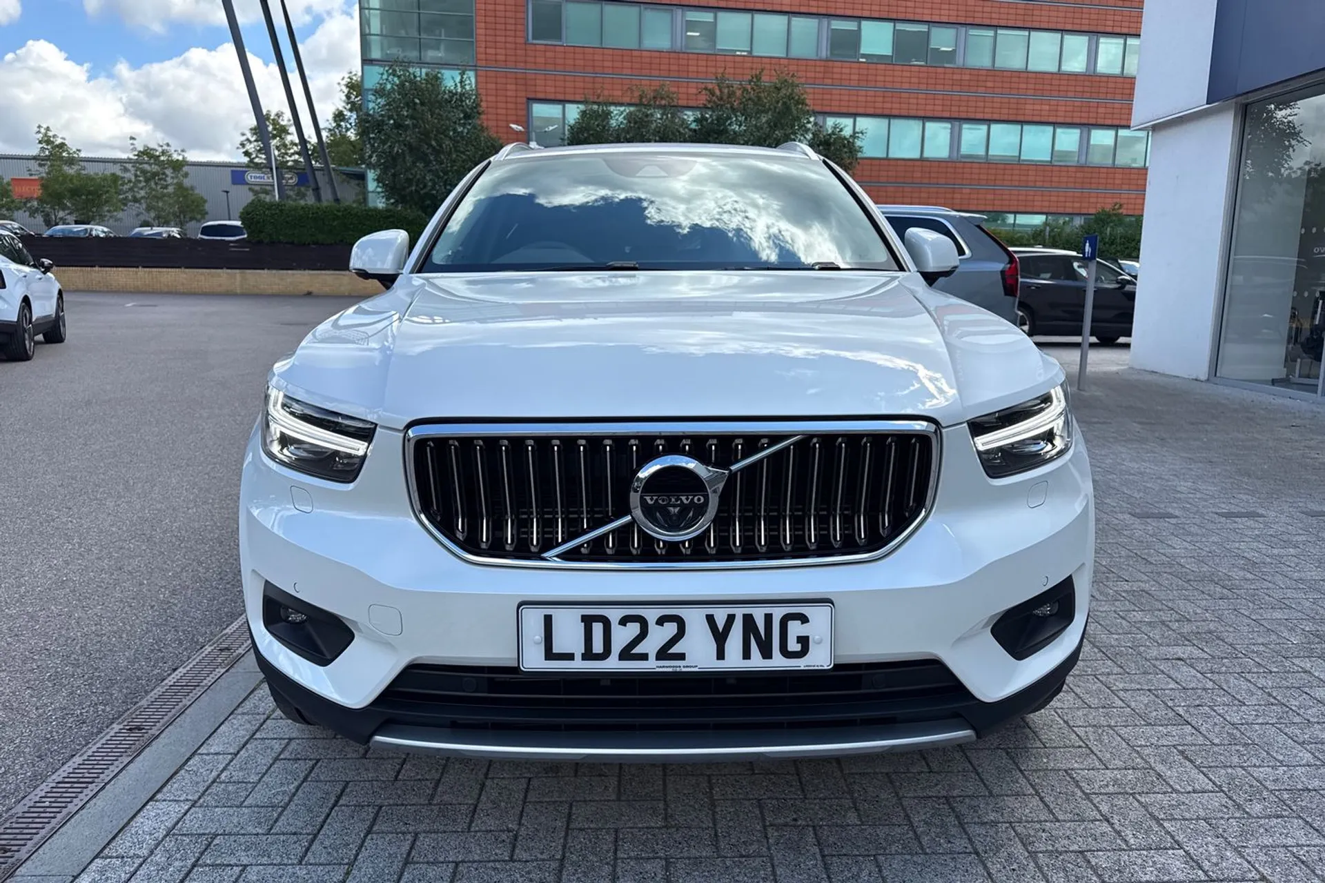 Volvo XC40 thumbnail image number 13