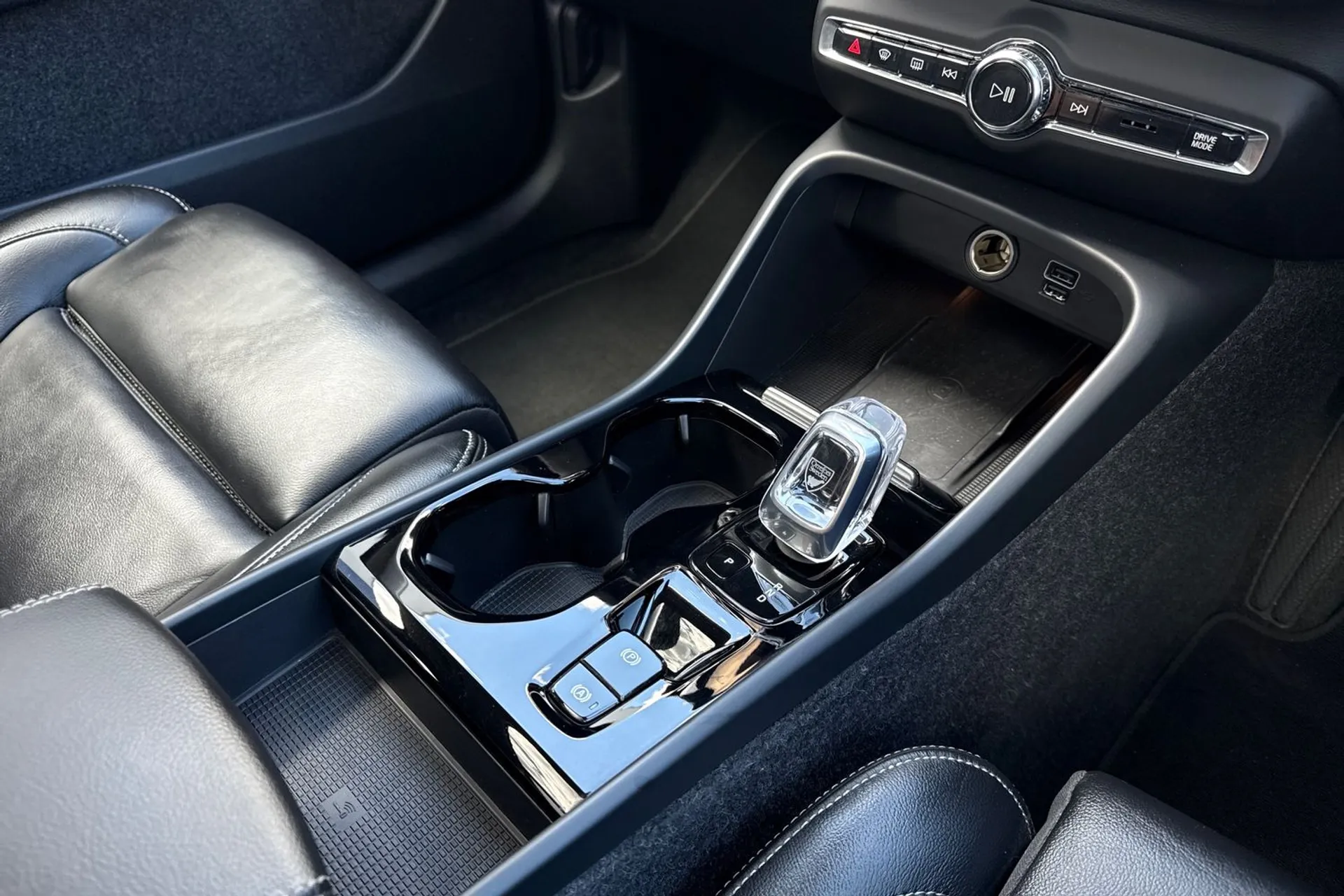 Volvo XC40 thumbnail image number 44