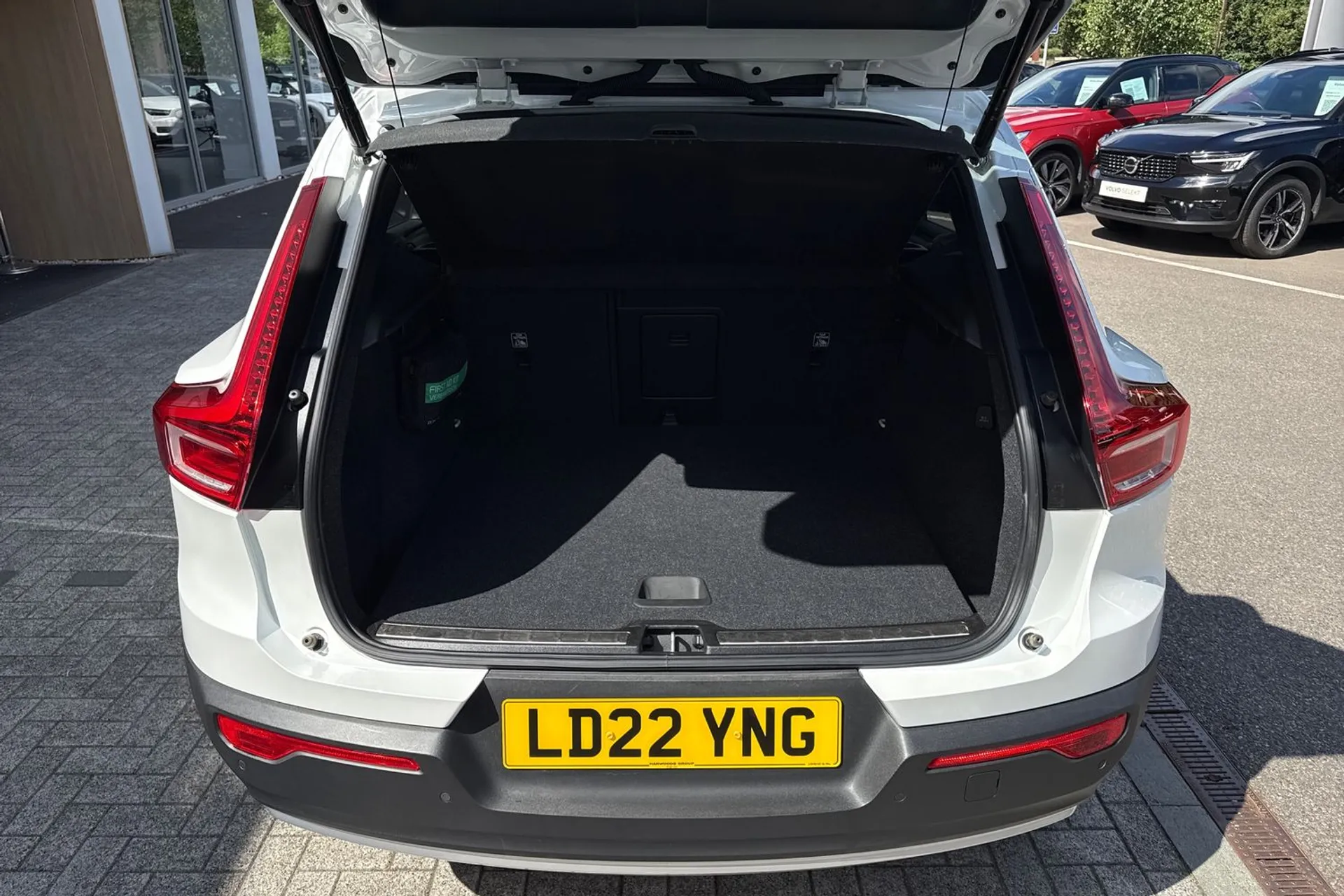 Volvo XC40 thumbnail image number 20