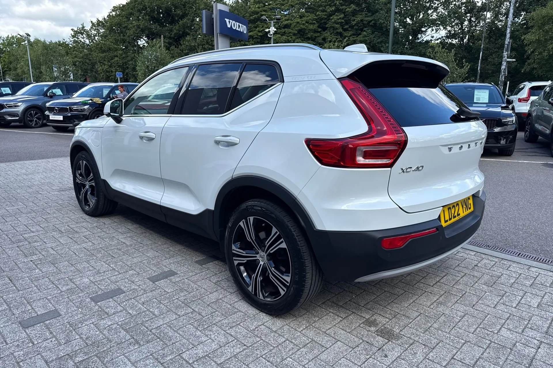 Volvo XC40 thumbnail image number 10