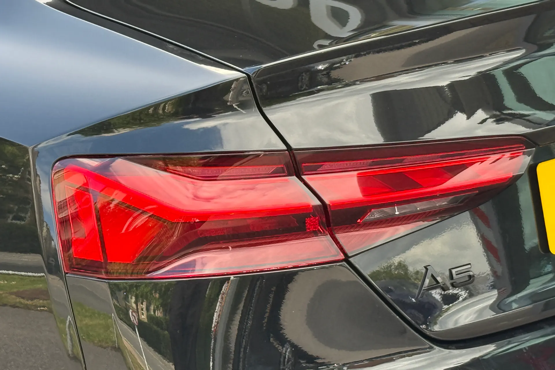 Audi A5 thumbnail image number 40