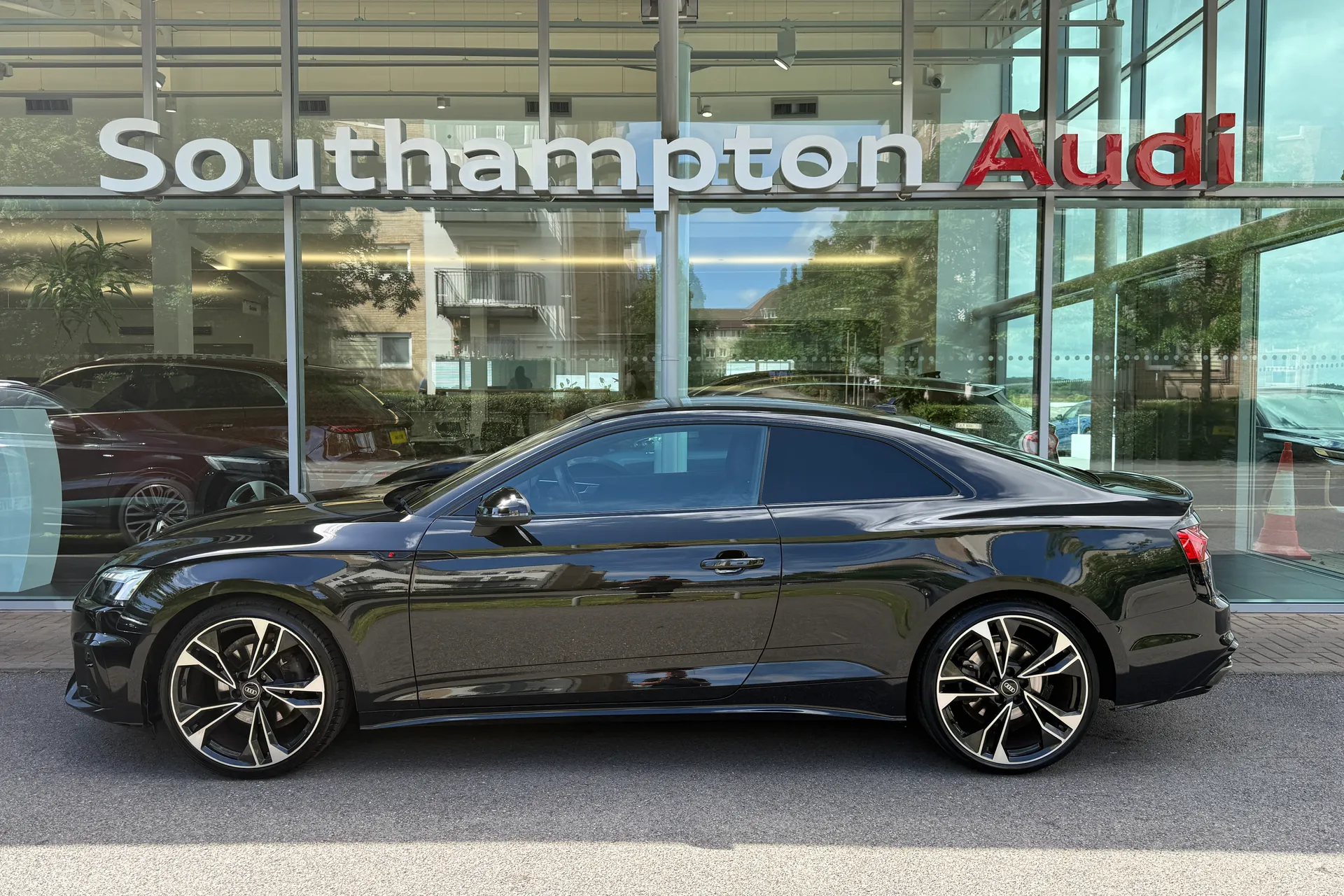 Audi A5 thumbnail image number 44