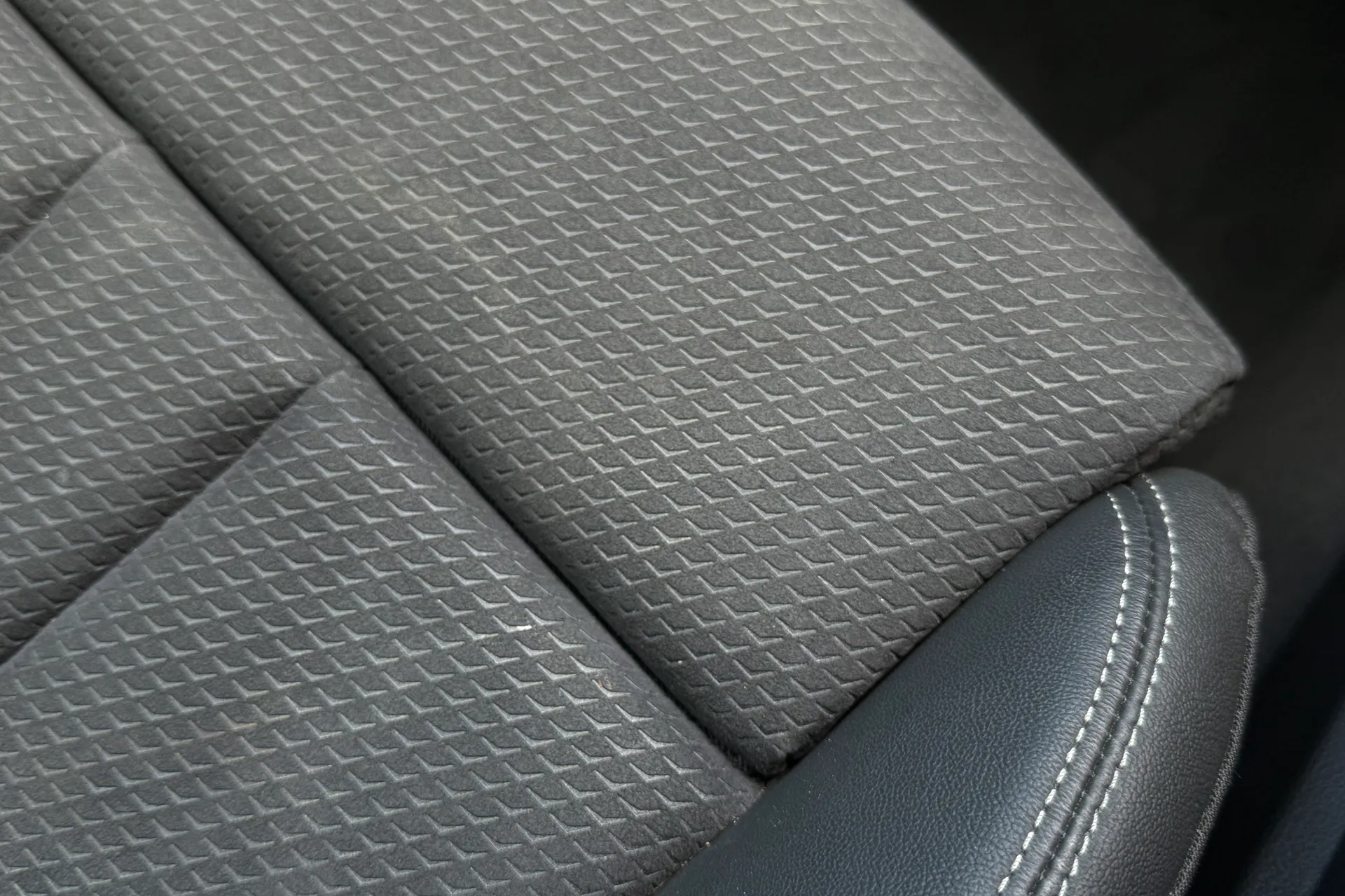 Audi A5 thumbnail image number 26