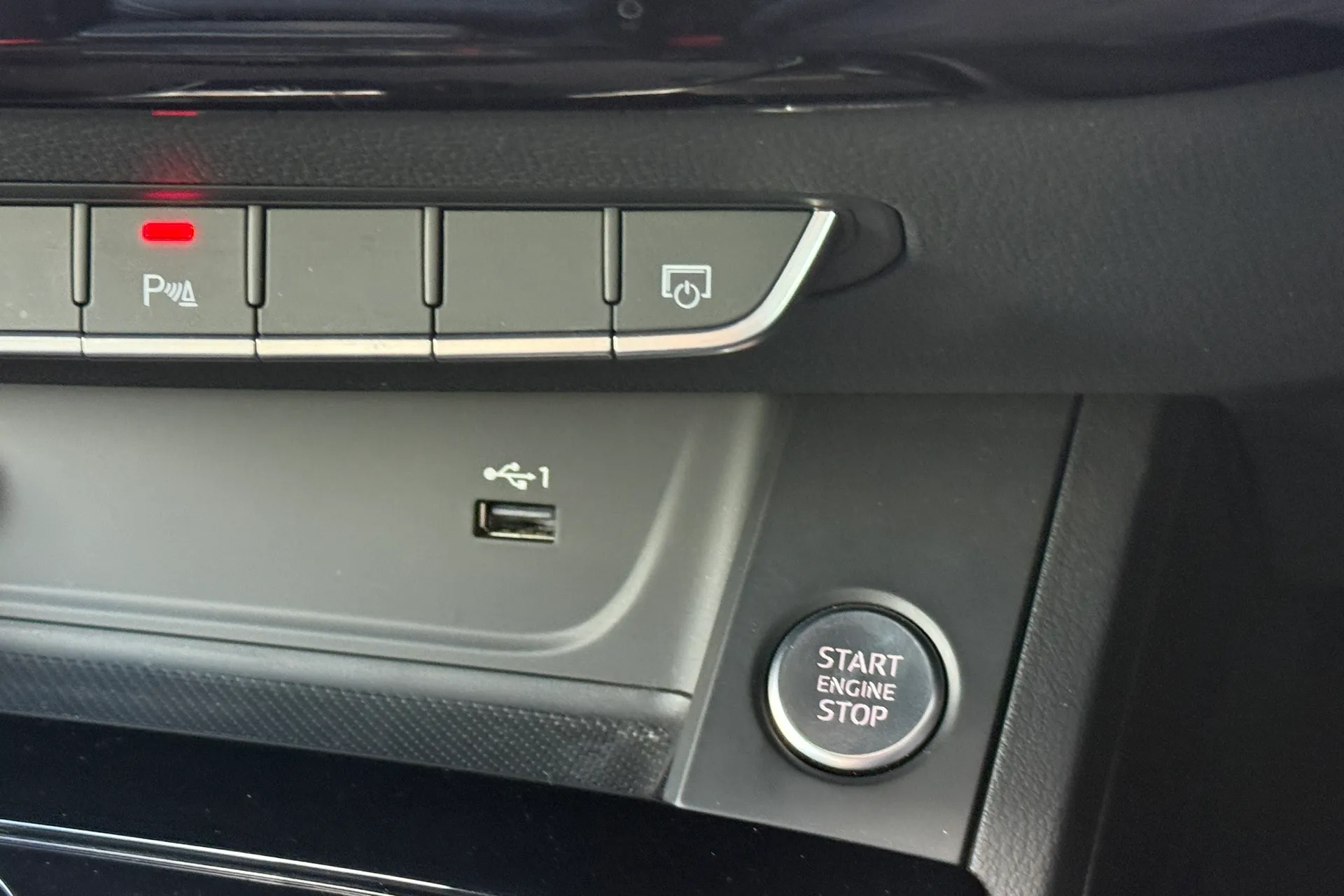 Audi A5 thumbnail image number 21