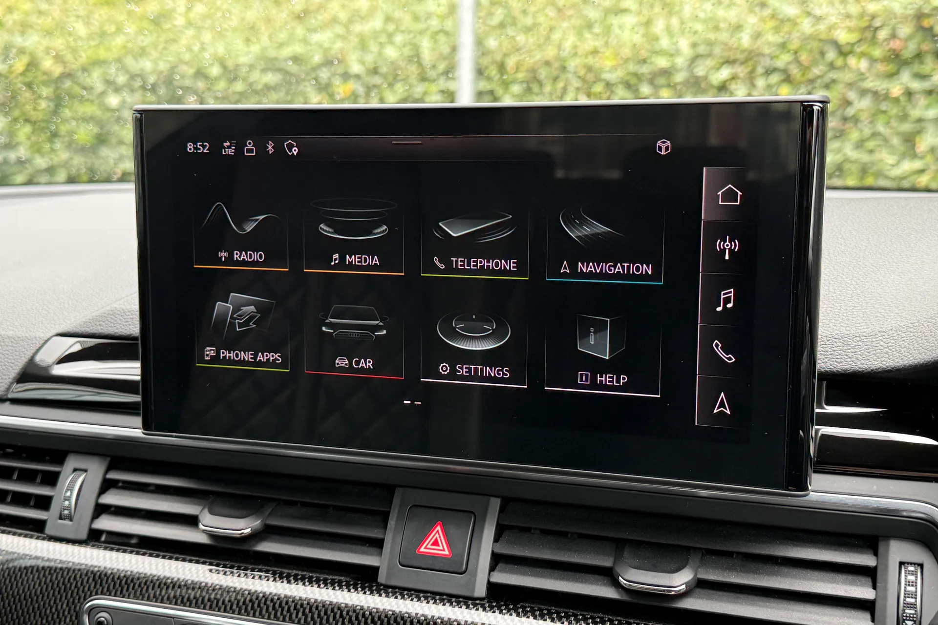 Audi A4 thumbnail image number 31