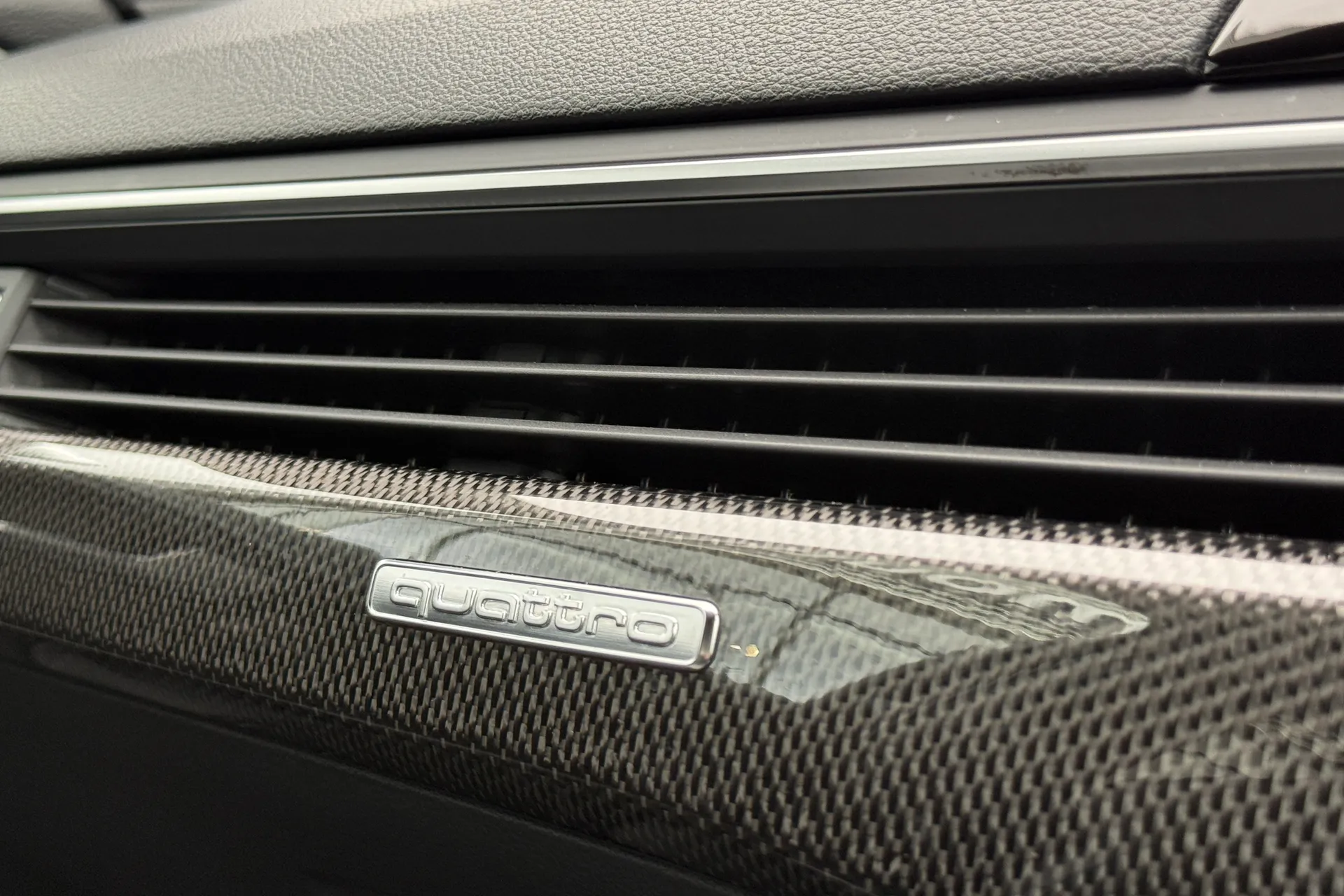 Audi A4 thumbnail image number 45