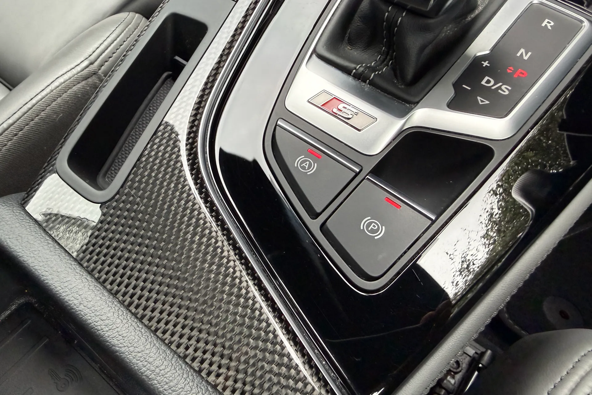 Audi A4 thumbnail image number 40