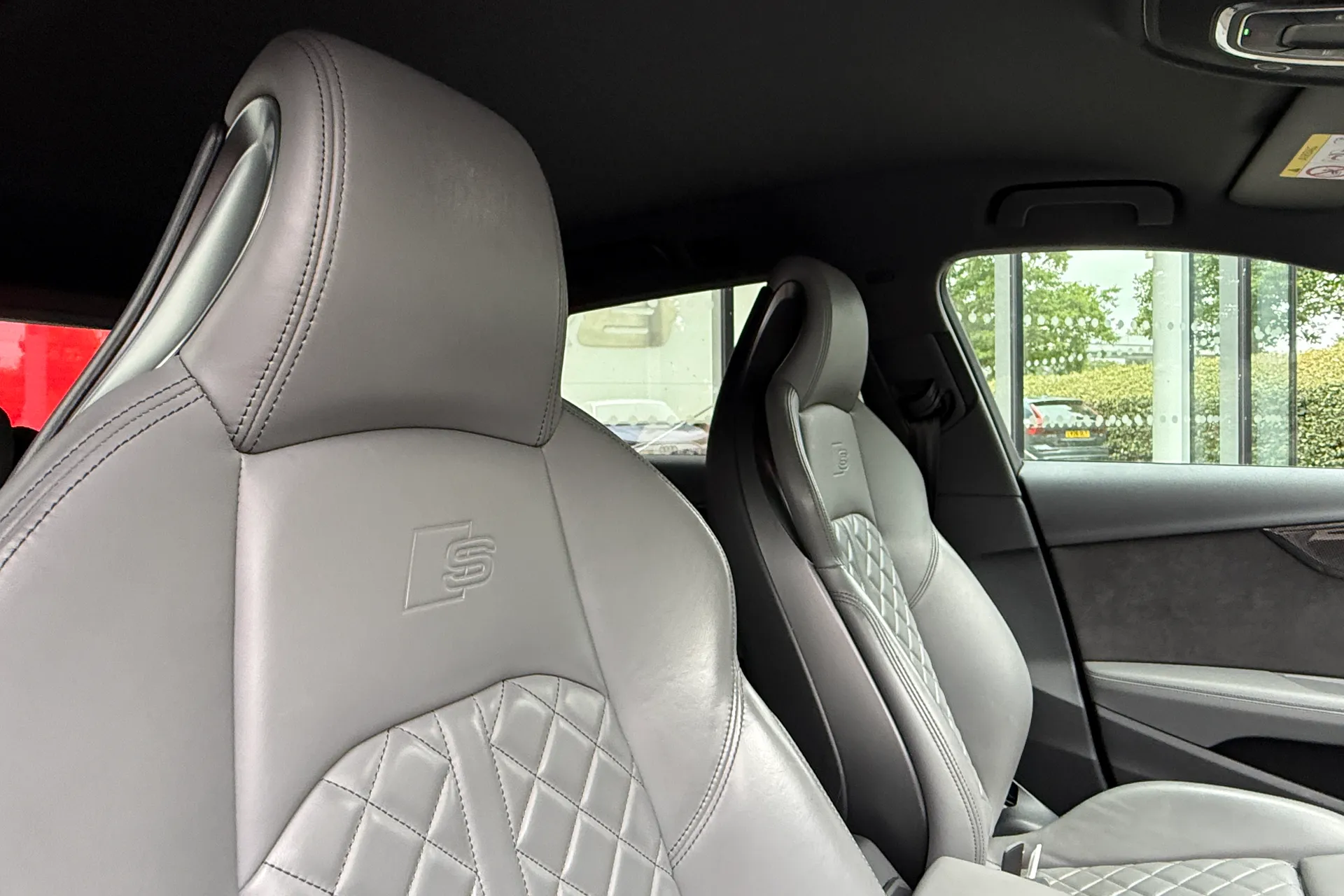 Audi A4 thumbnail image number 29