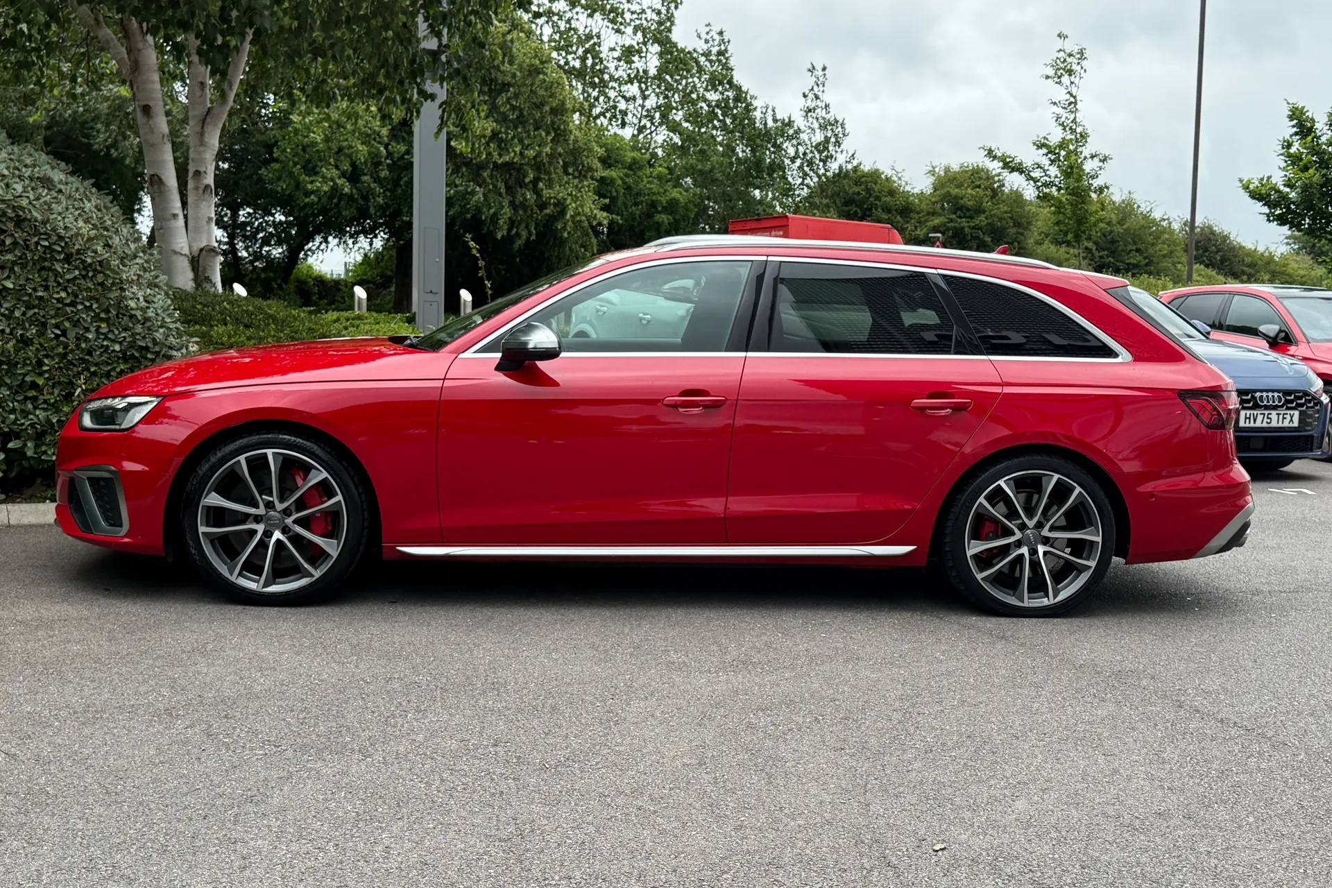 Audi A4 thumbnail image number 34