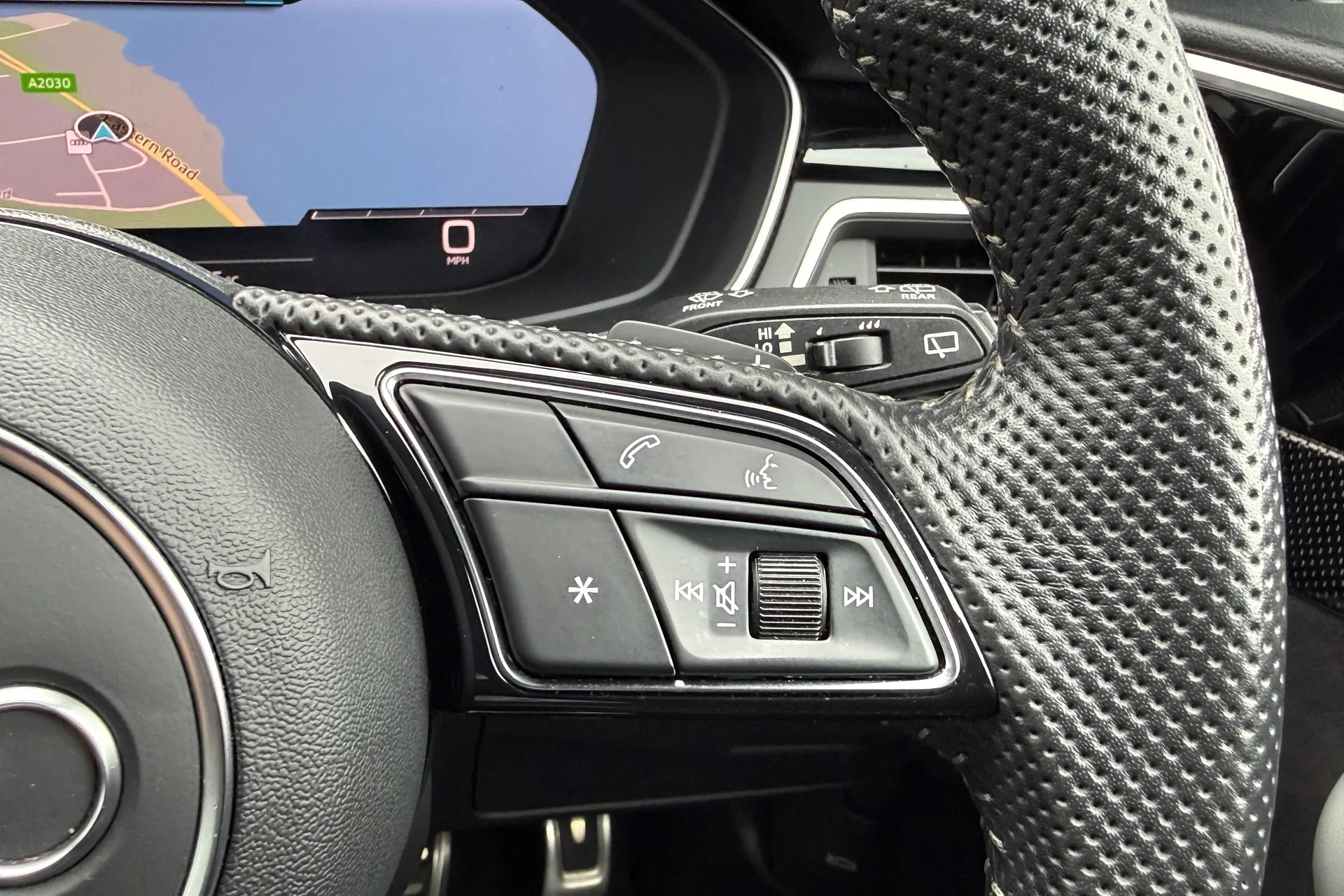 Audi A4 thumbnail image number 56