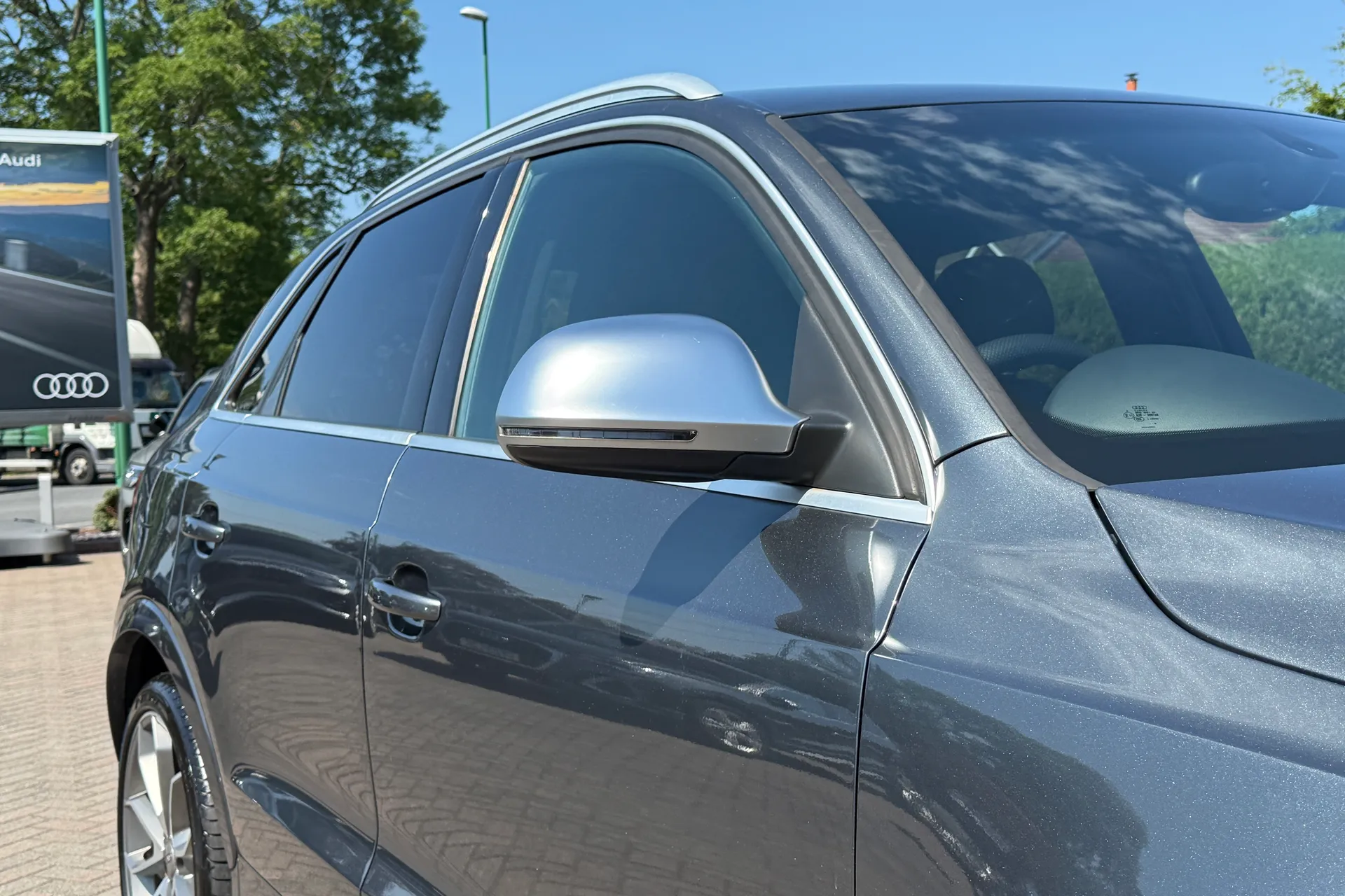 Audi RS Q3 thumbnail image number 43