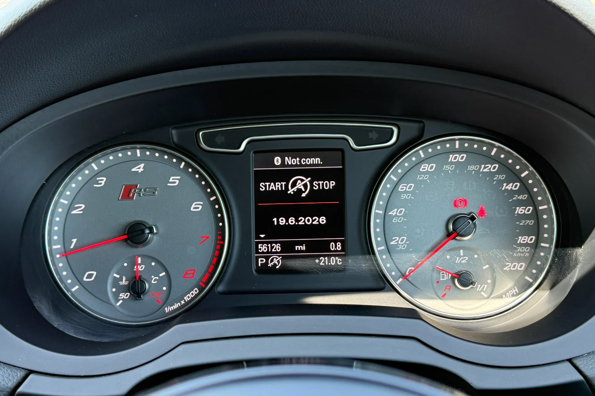 Audi RS Q3 thumbnail image number 12