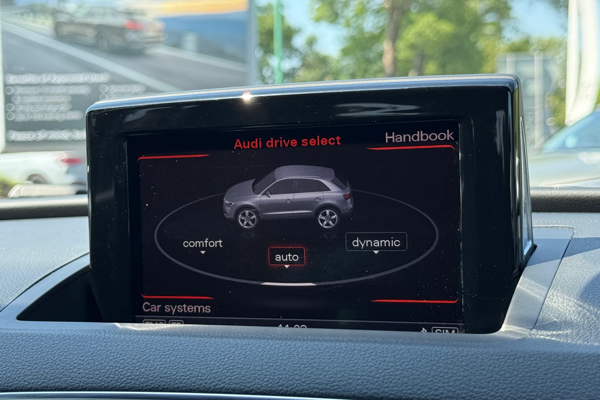 Audi RS Q3 thumbnail image number 9