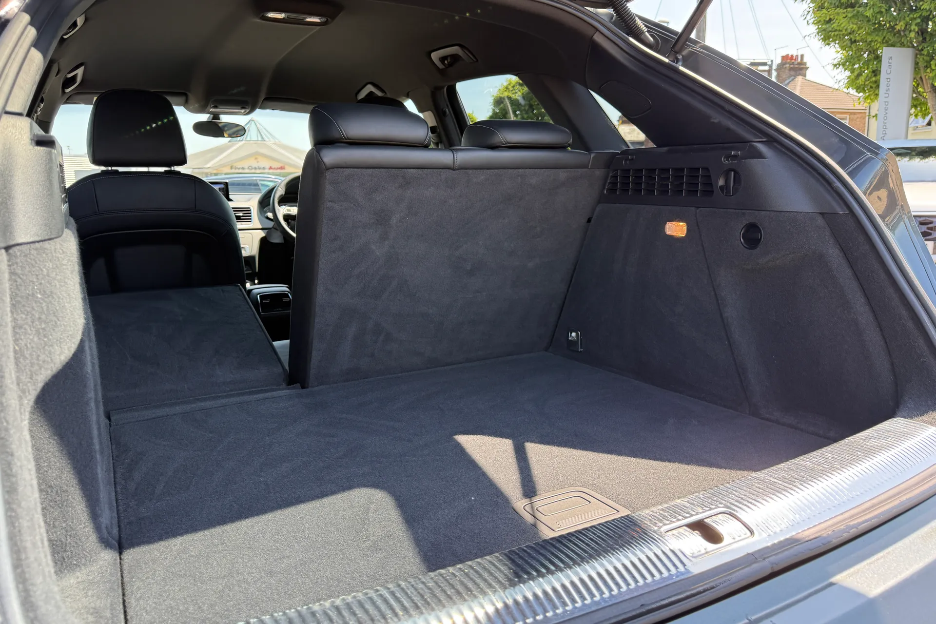 Audi RS Q3 thumbnail image number 34