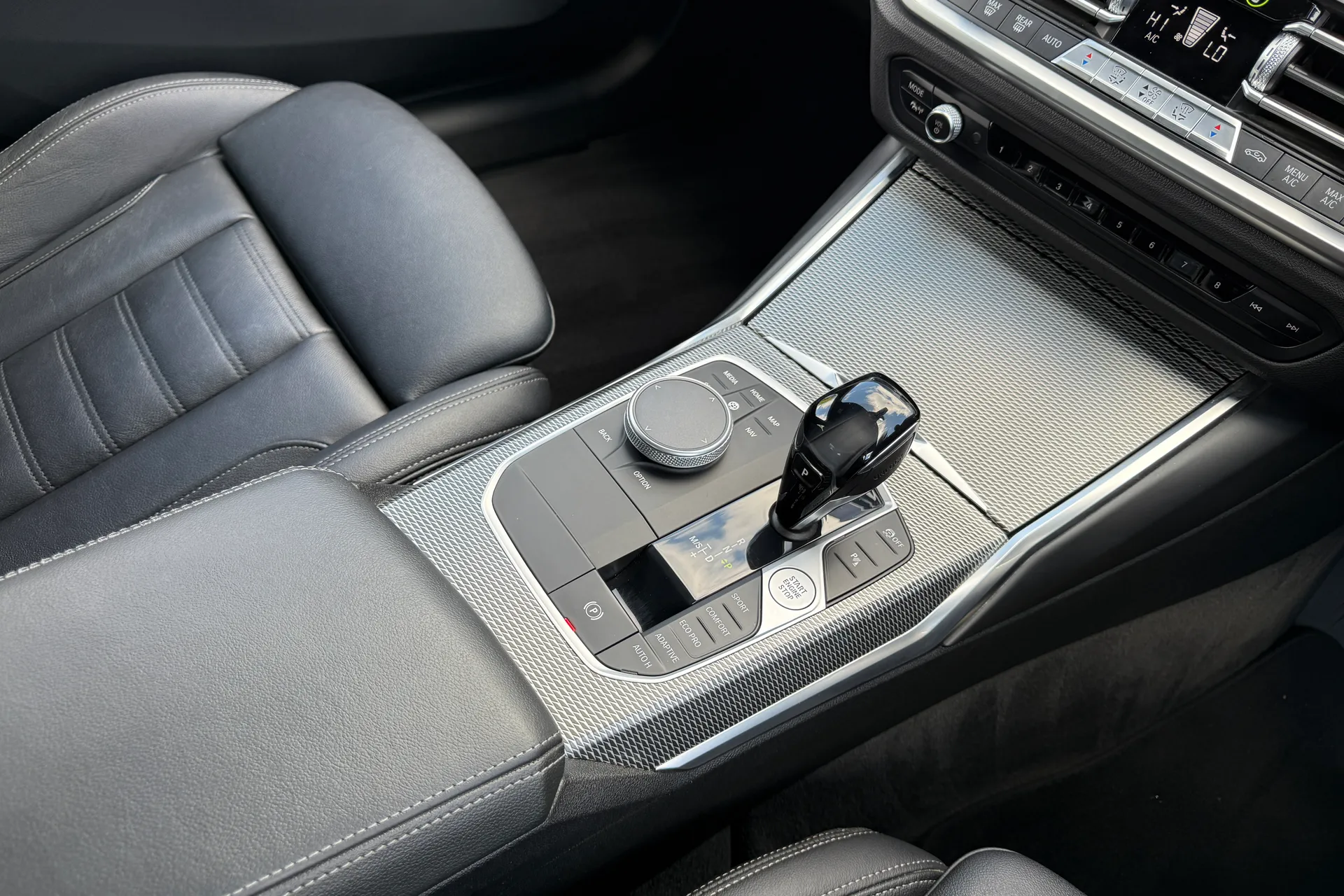 BMW 3 SERIES thumbnail image number 33