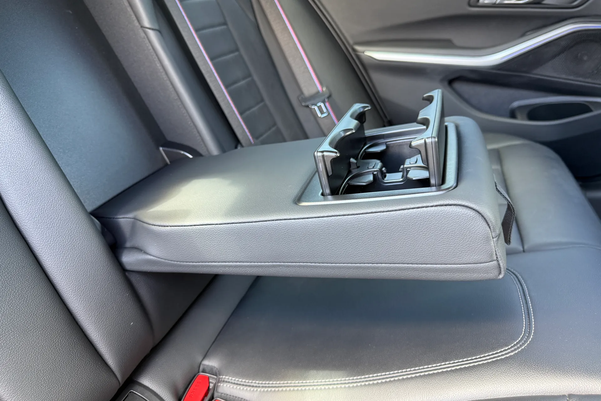 BMW 3 SERIES thumbnail image number 39