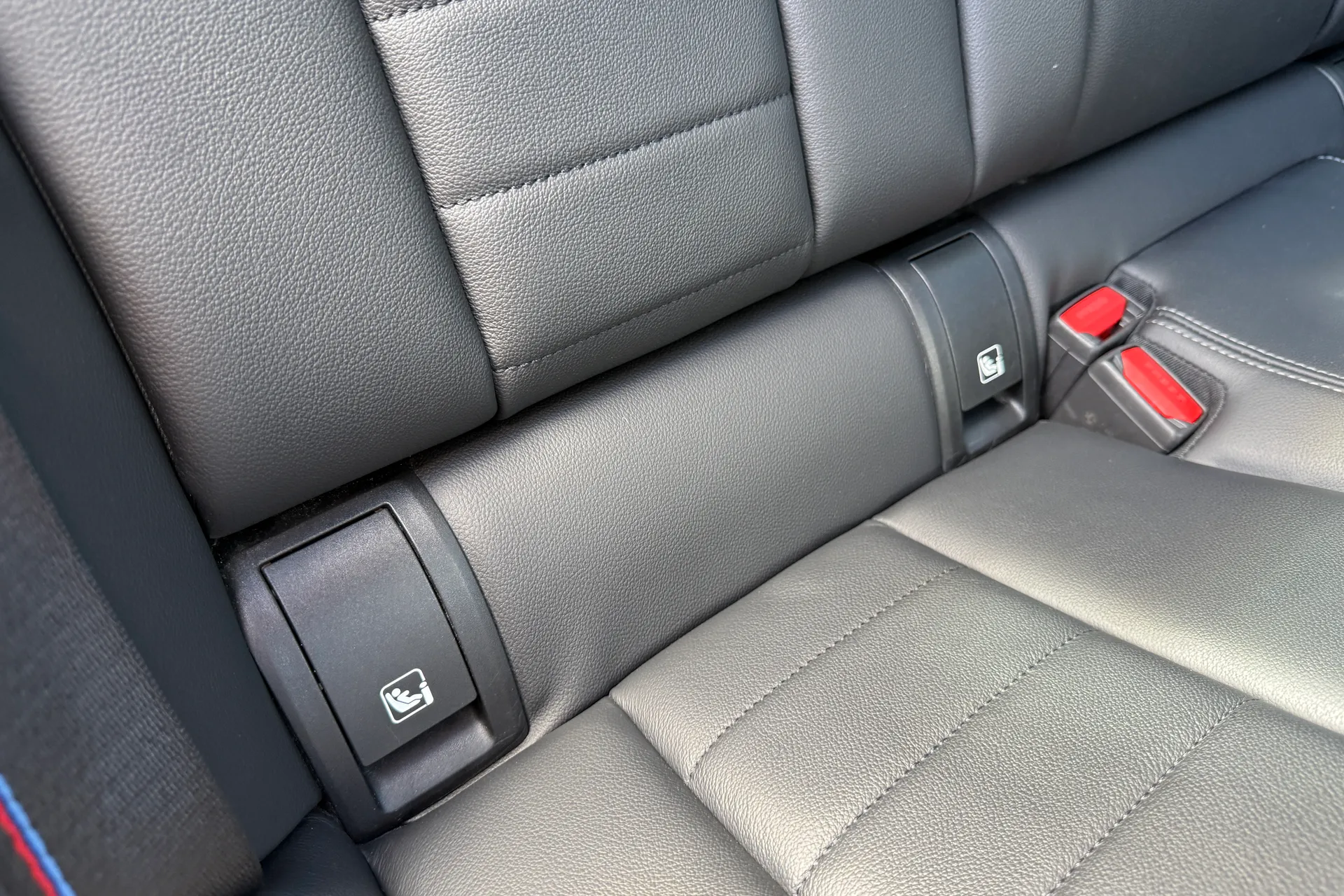 BMW 3 SERIES thumbnail image number 37