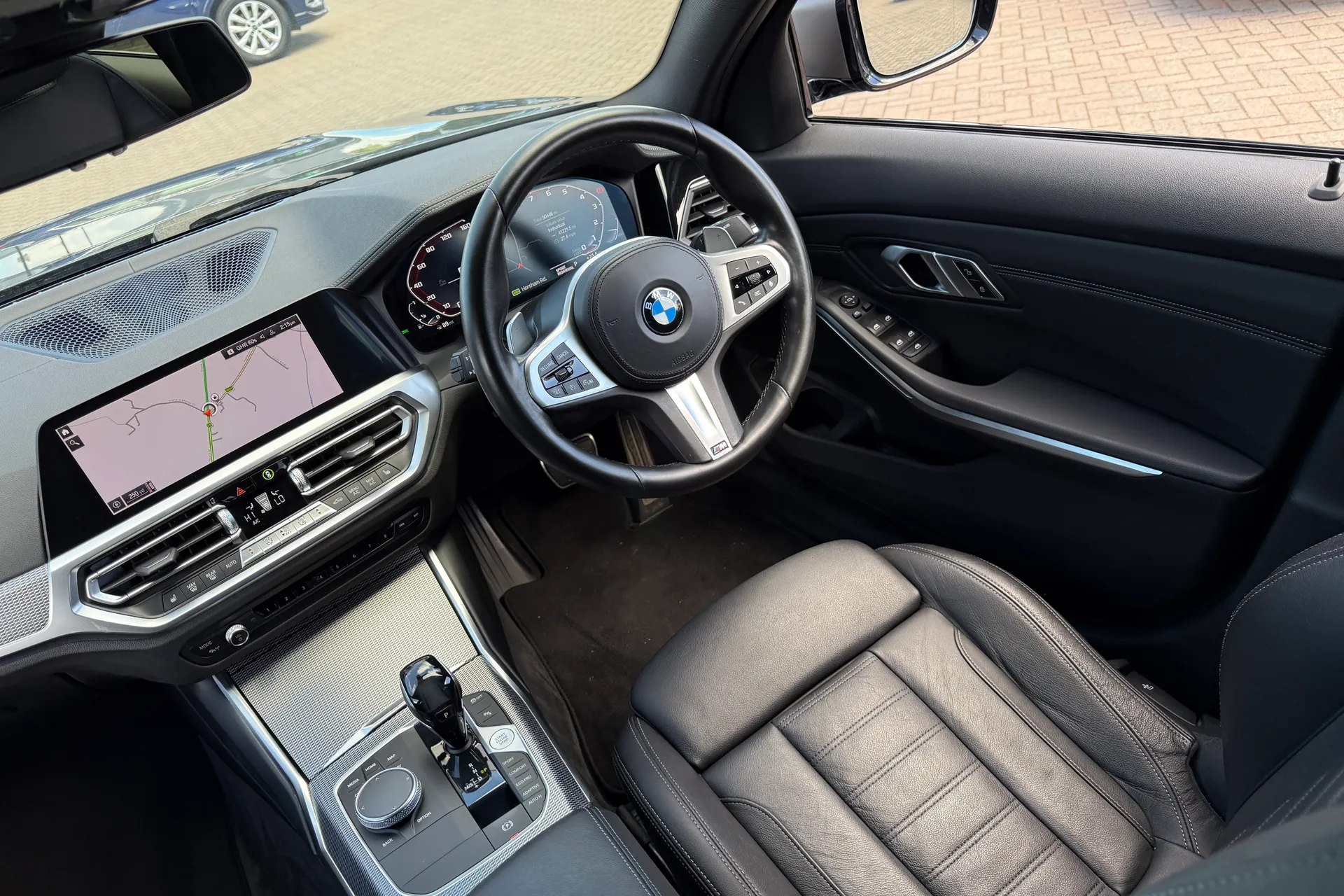BMW 3 SERIES thumbnail image number 35