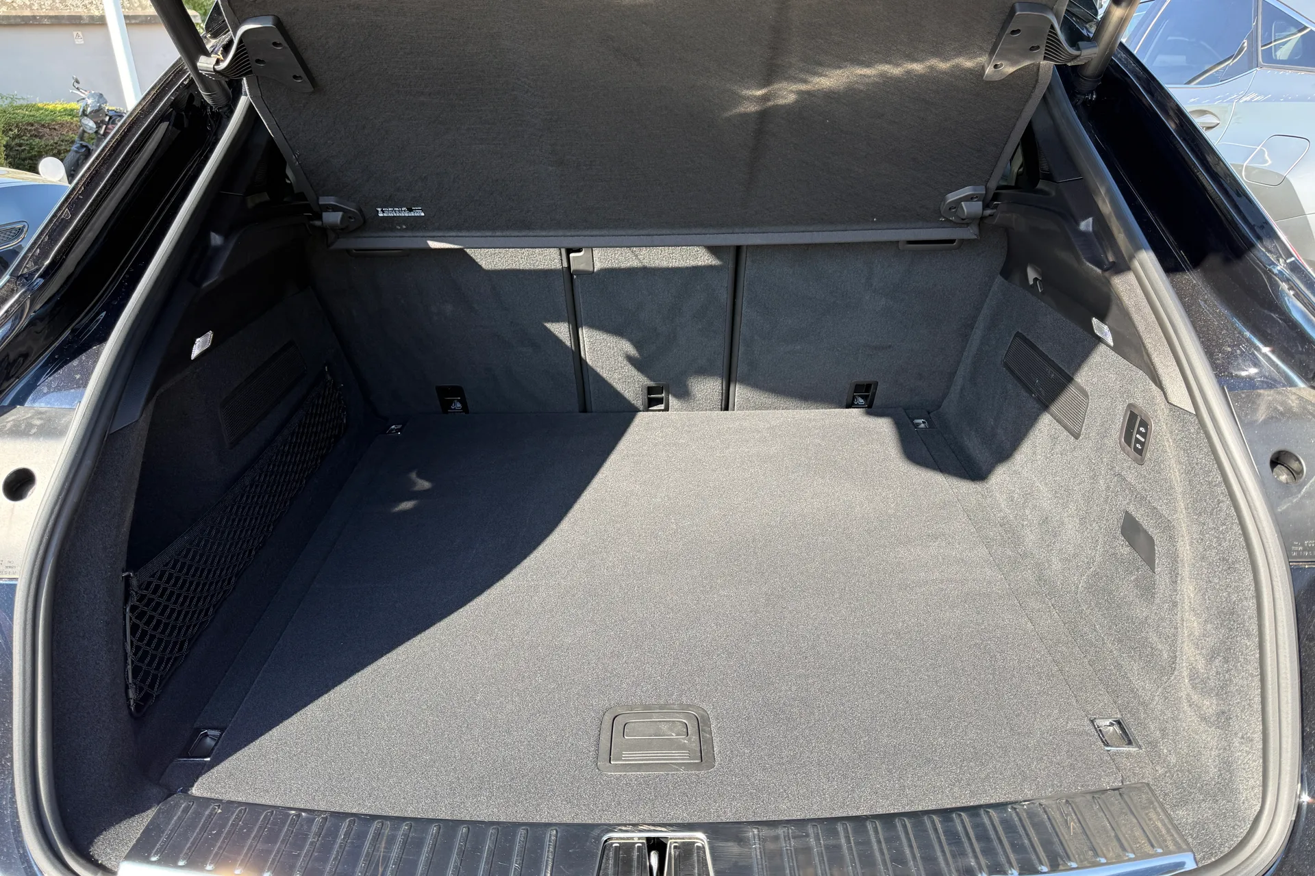 Porsche CAYENNE thumbnail image number 36