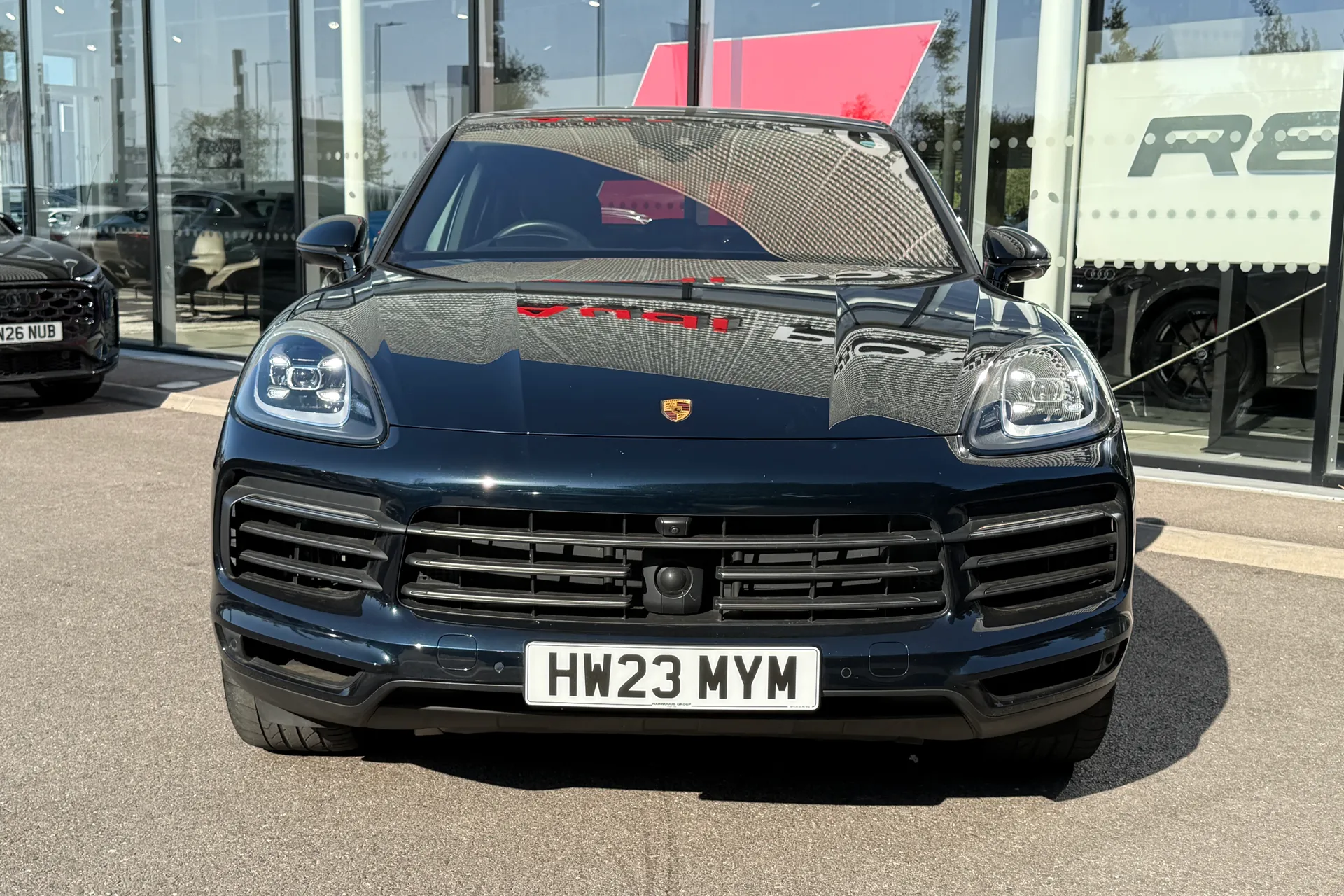 Porsche CAYENNE thumbnail image number 17