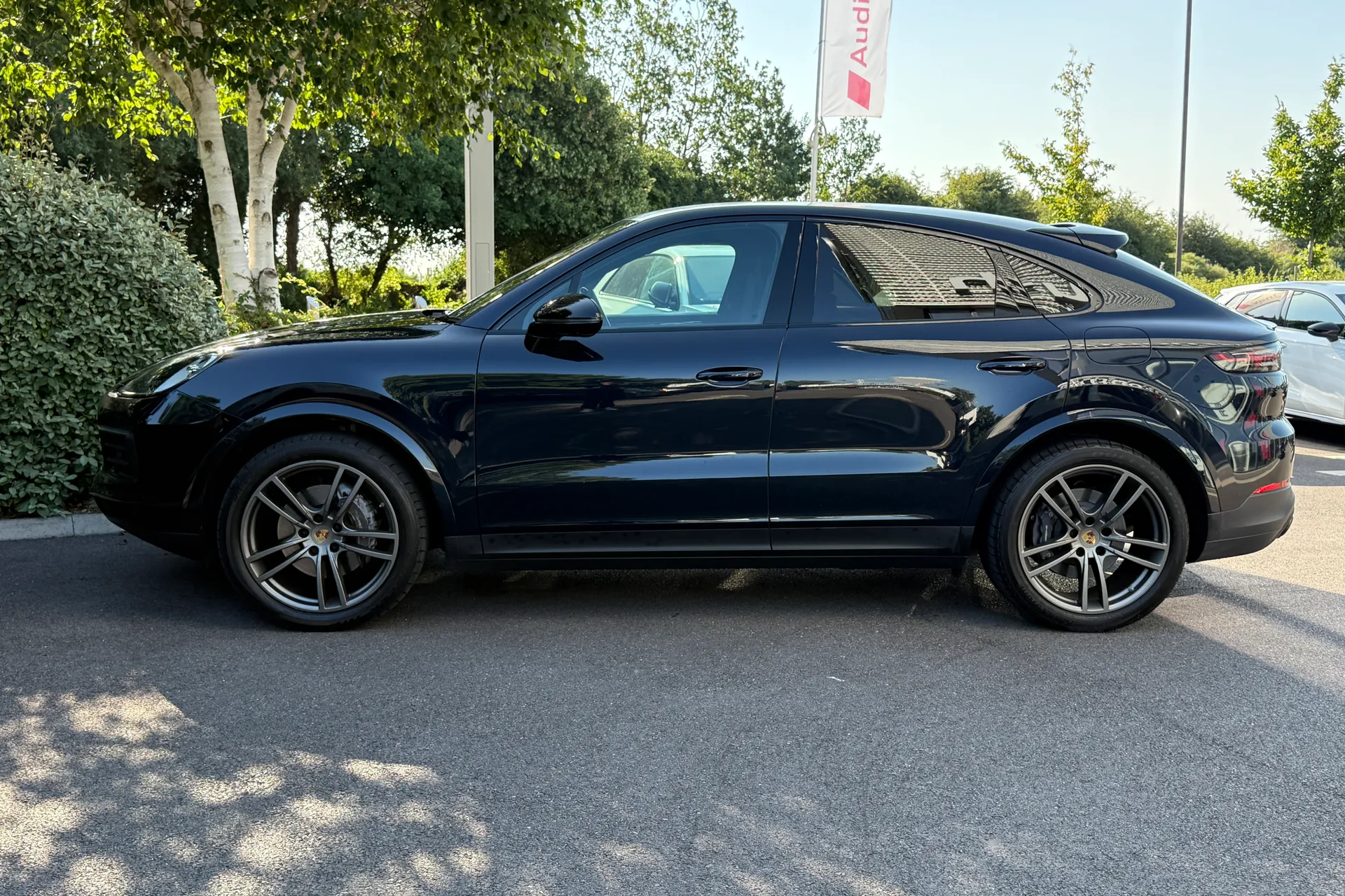 Porsche CAYENNE thumbnail image number 46