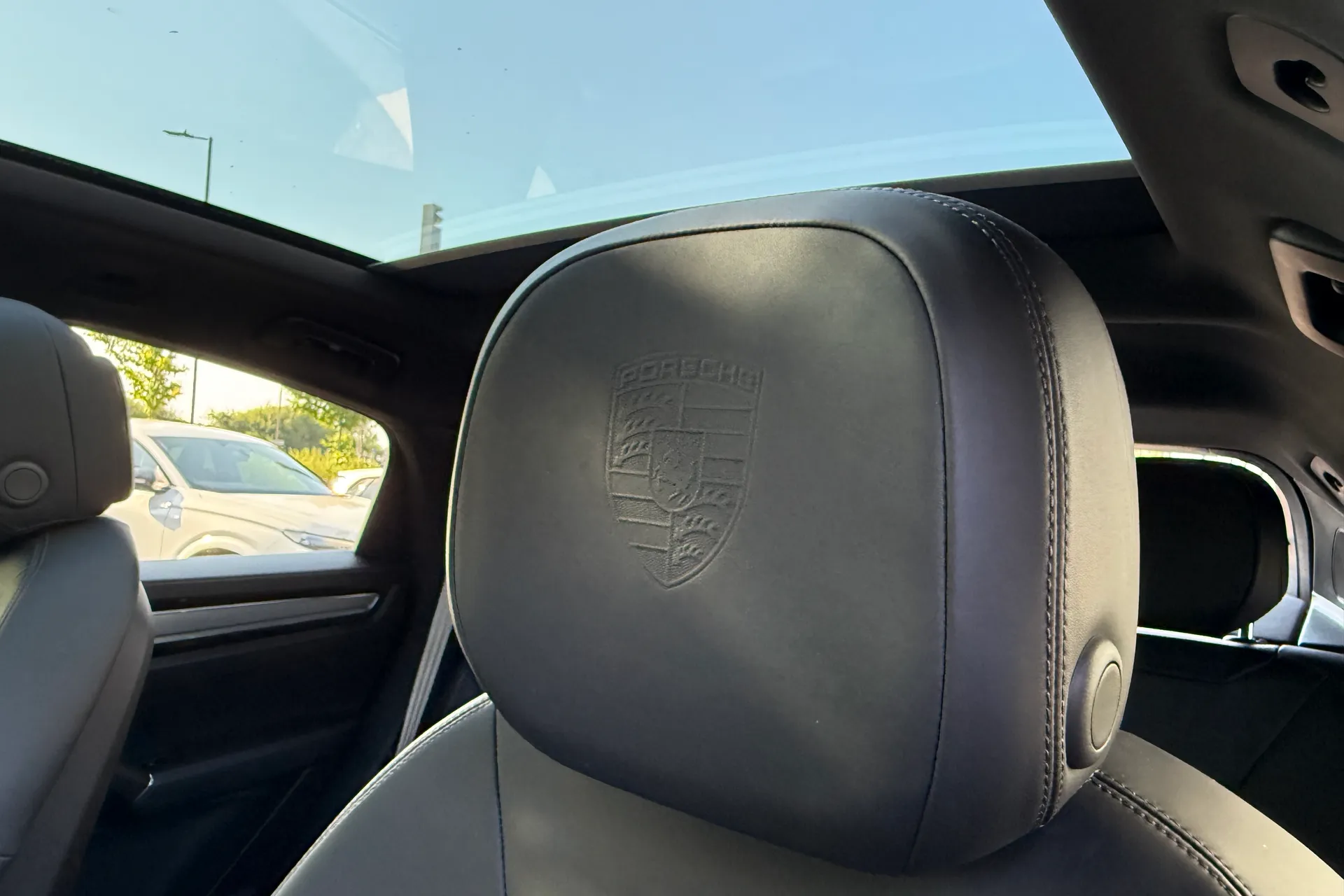 Porsche CAYENNE thumbnail image number 43