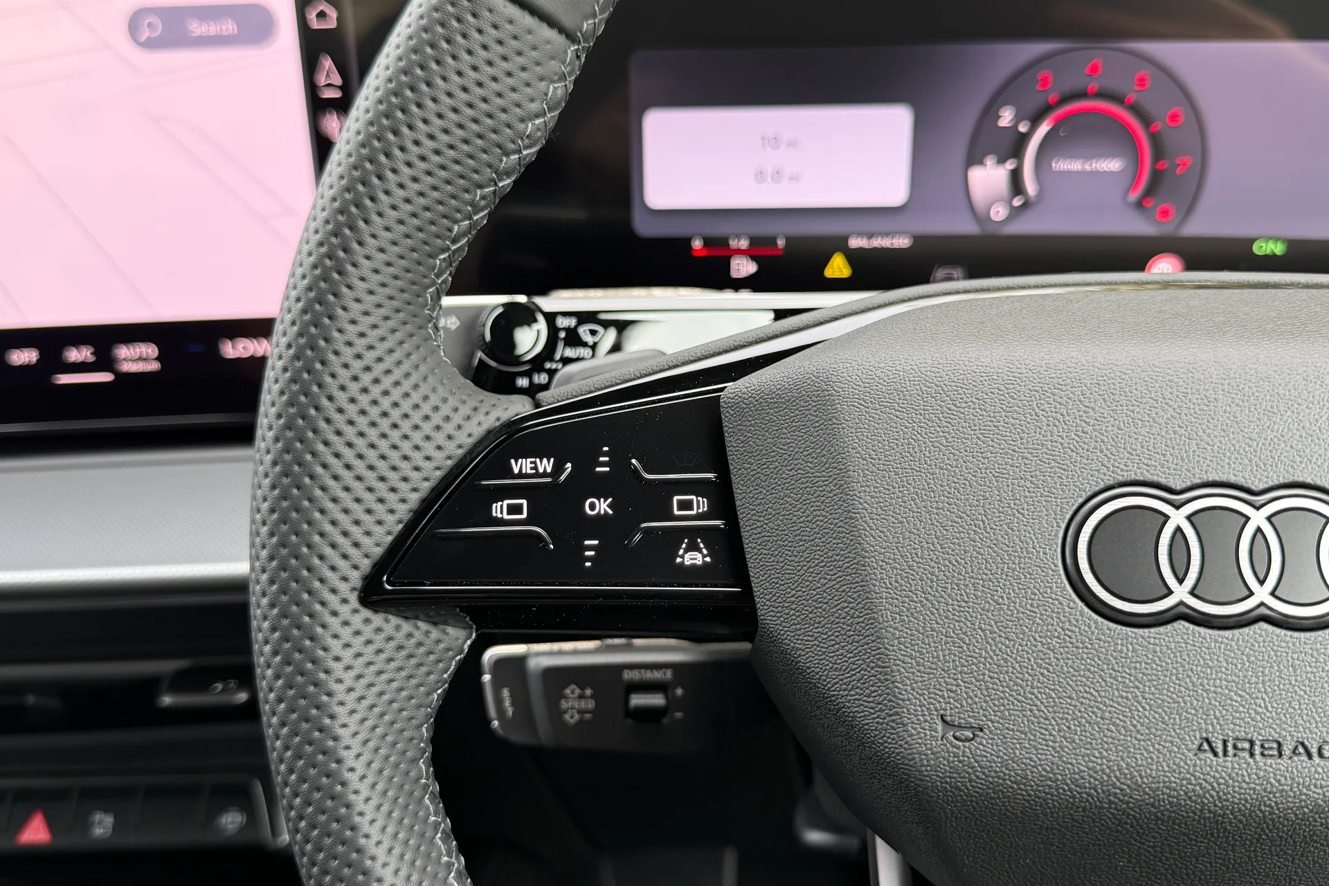Audi Q3 thumbnail image number 39
