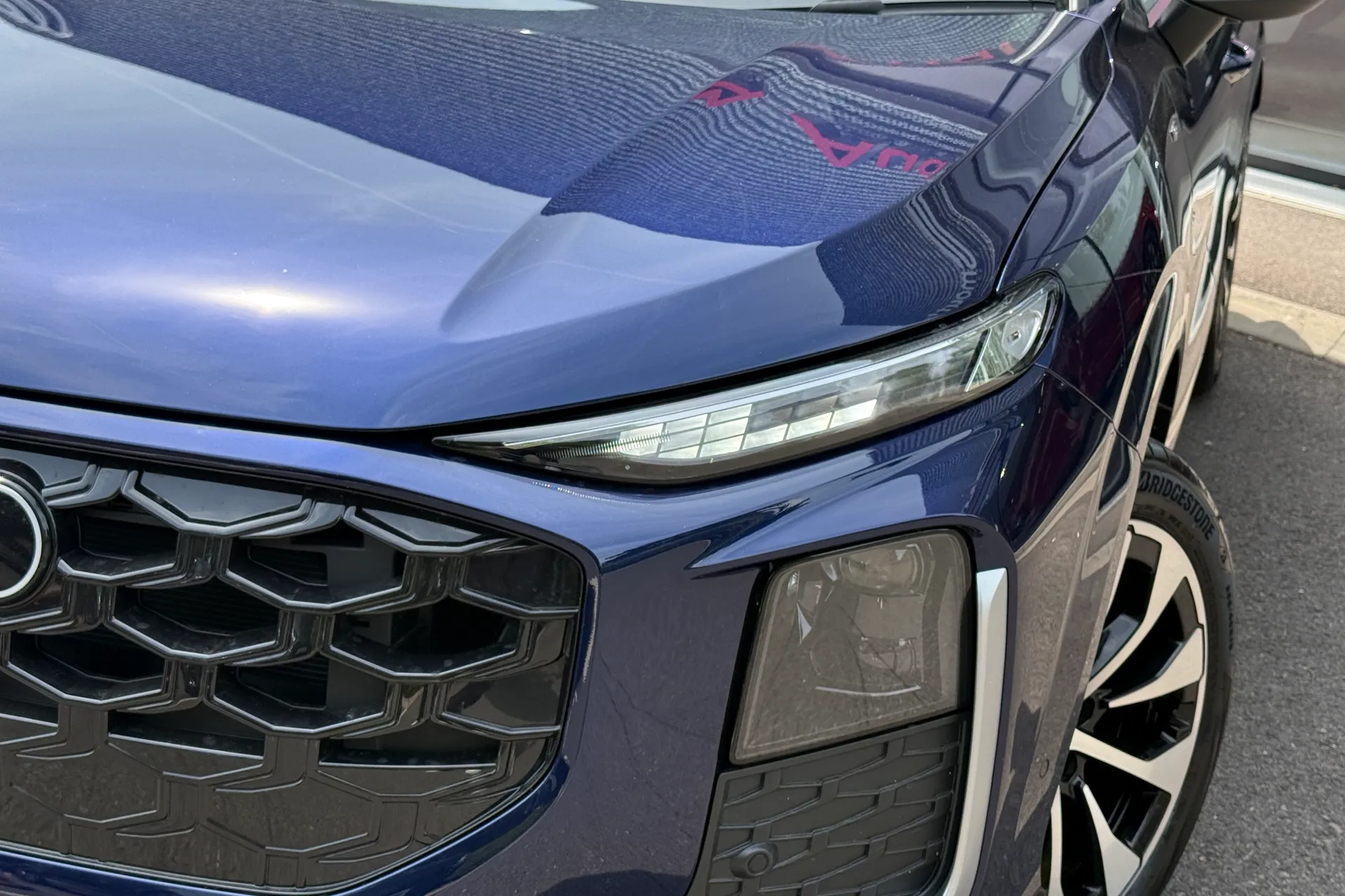 Audi Q3 thumbnail image number 21