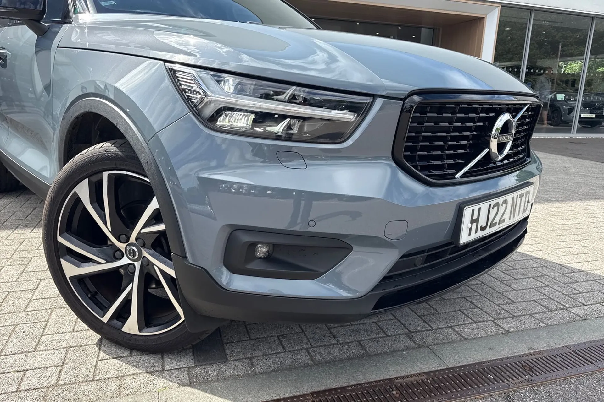 Volvo XC40 thumbnail image number 7