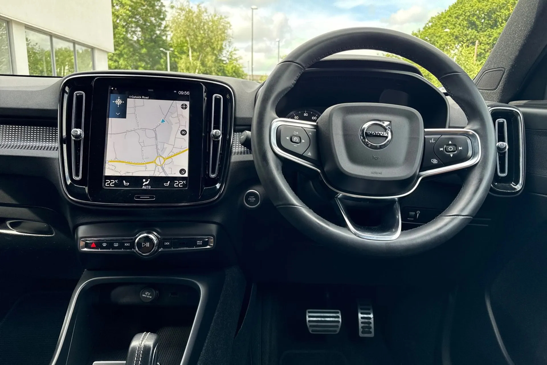 Volvo XC40 thumbnail image number 34